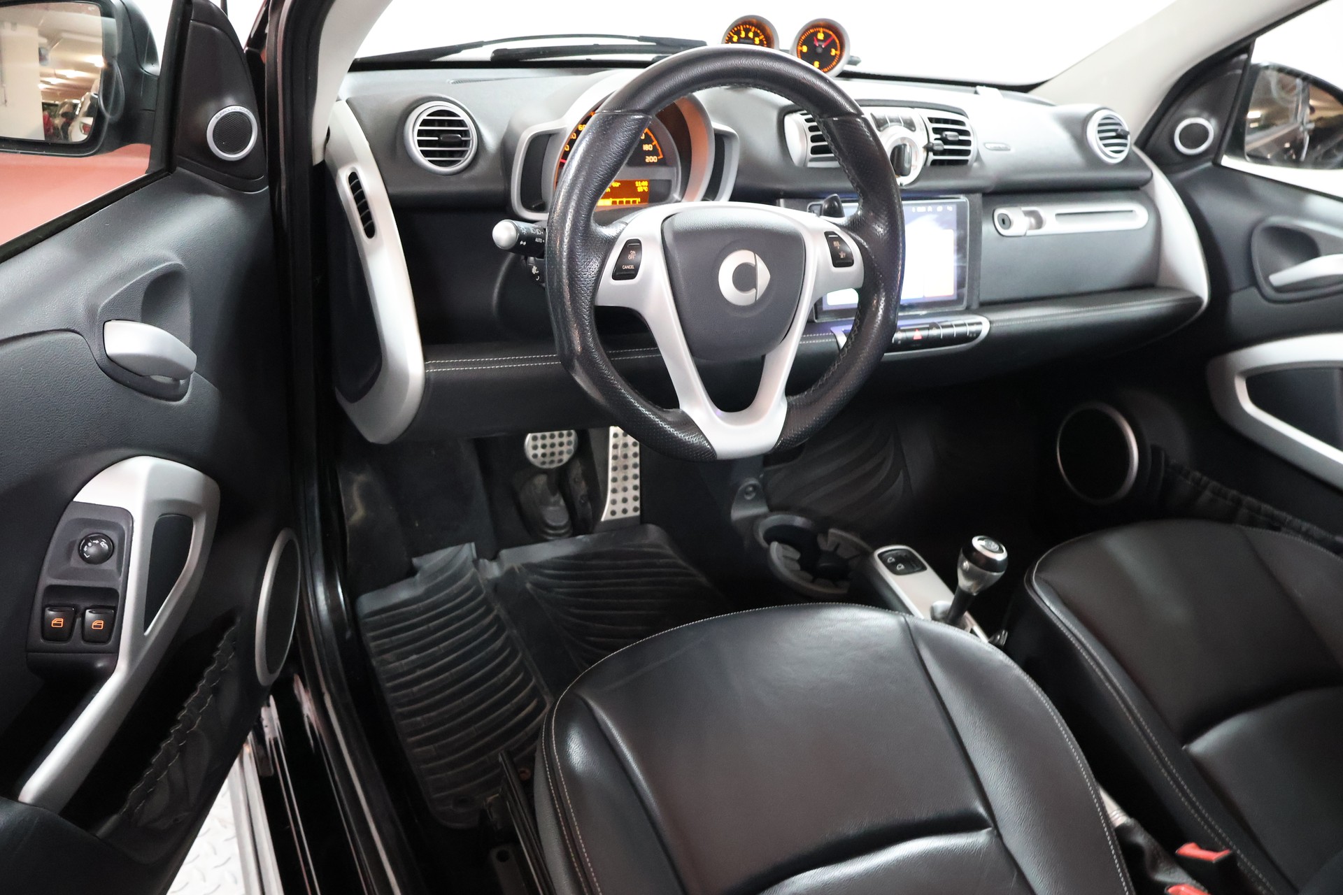 SMART fortwo Brabus Xclusive softouch-image-8