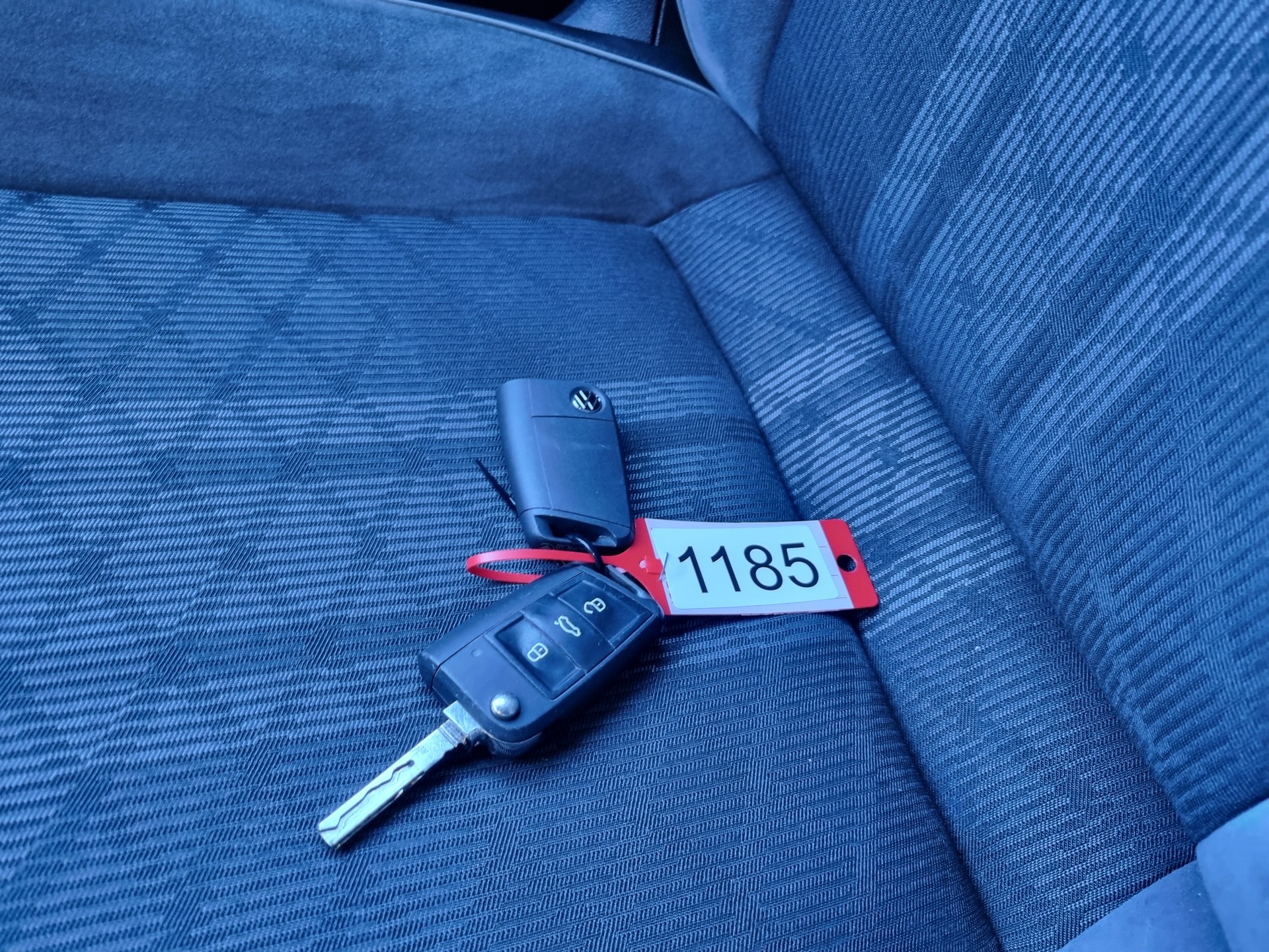 VW Tiguan 2.0TSI R-Line 4Motion DSG-image-13