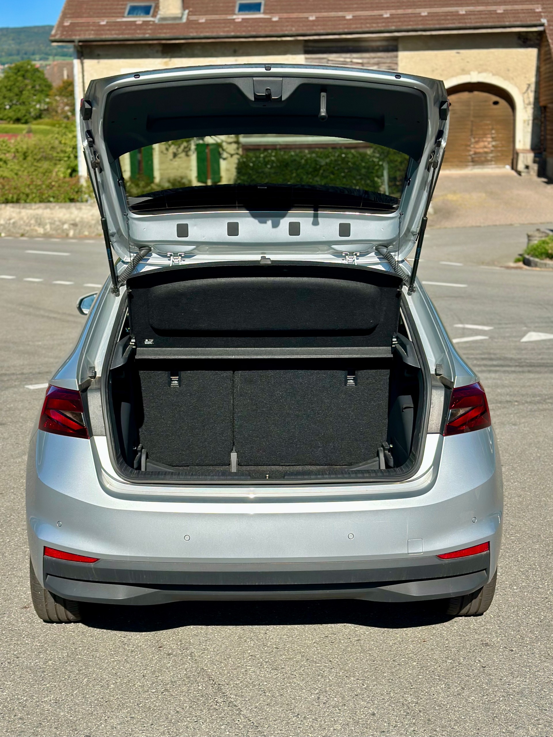 SKODA Fabia 1.0 TSI Ambition DSG-image-15