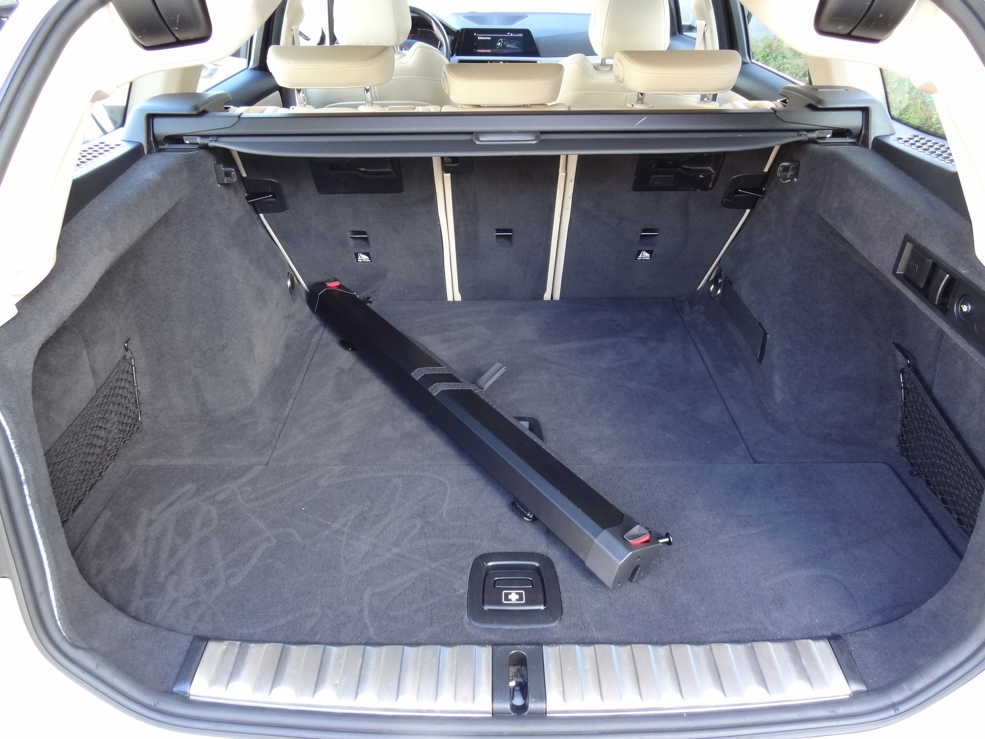 BMW 330i Touring xDrive Steptronic-image-8