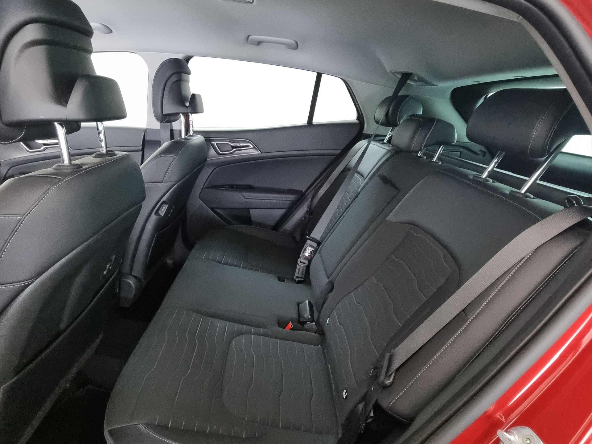 KIA Sportage 1.6T-GDI HEV Hybrid Style 4x4 Automatik-image-6
