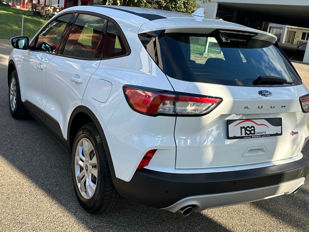 FORD Kuga 1.5 TDCi Cool & Connect 2WD Automat-image-3