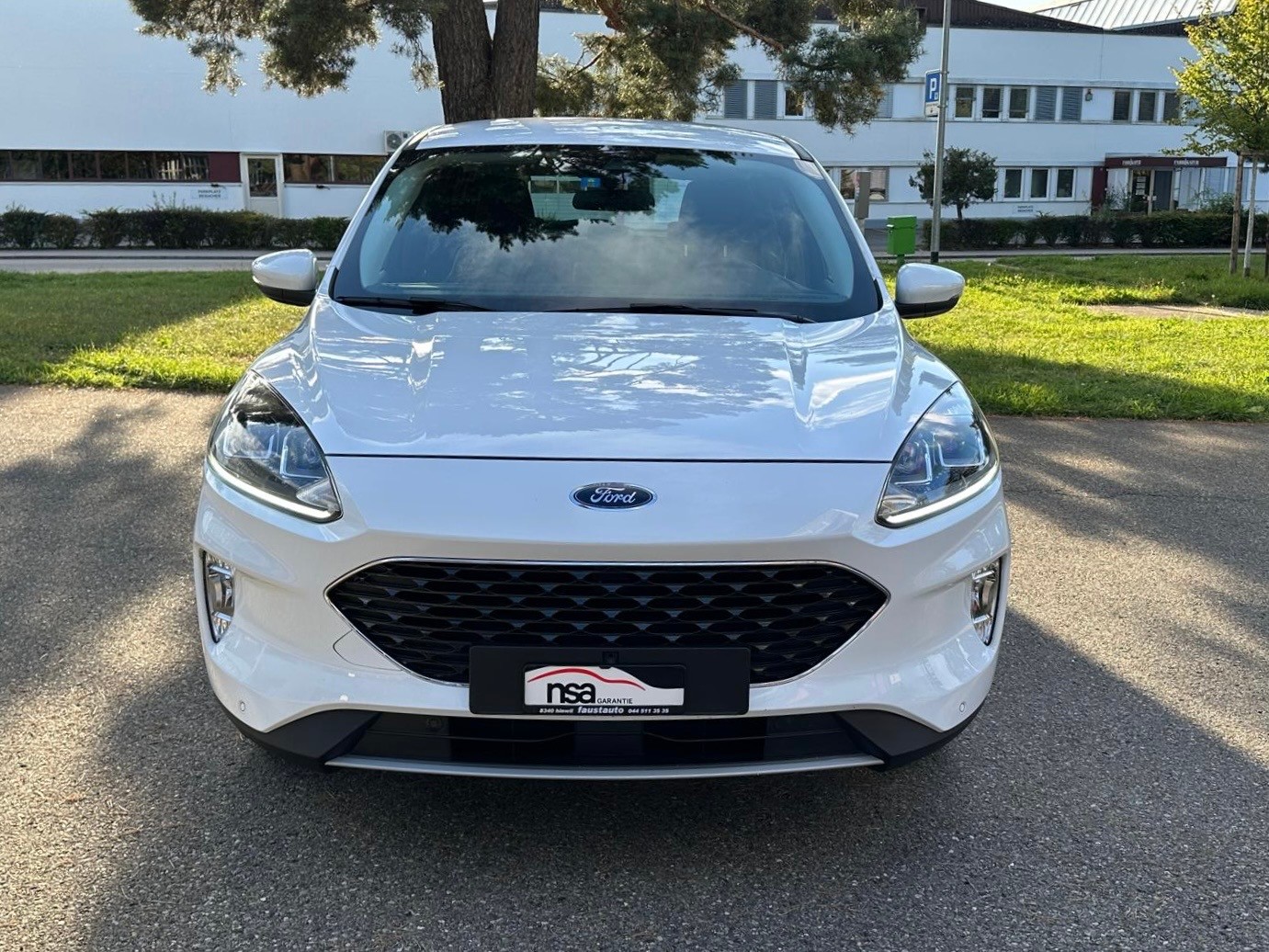FORD Kuga 1.5 TDCi Cool & Connect 2WD Automat-image-0