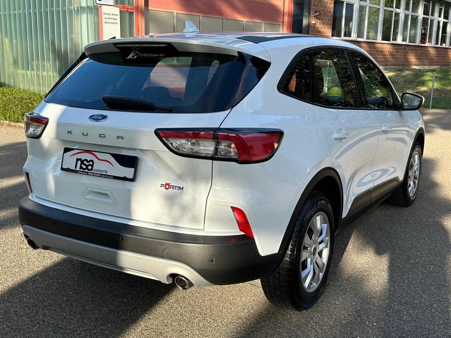 FORD Kuga 1.5 TDCi Cool & Connect 2WD Automat-image-5