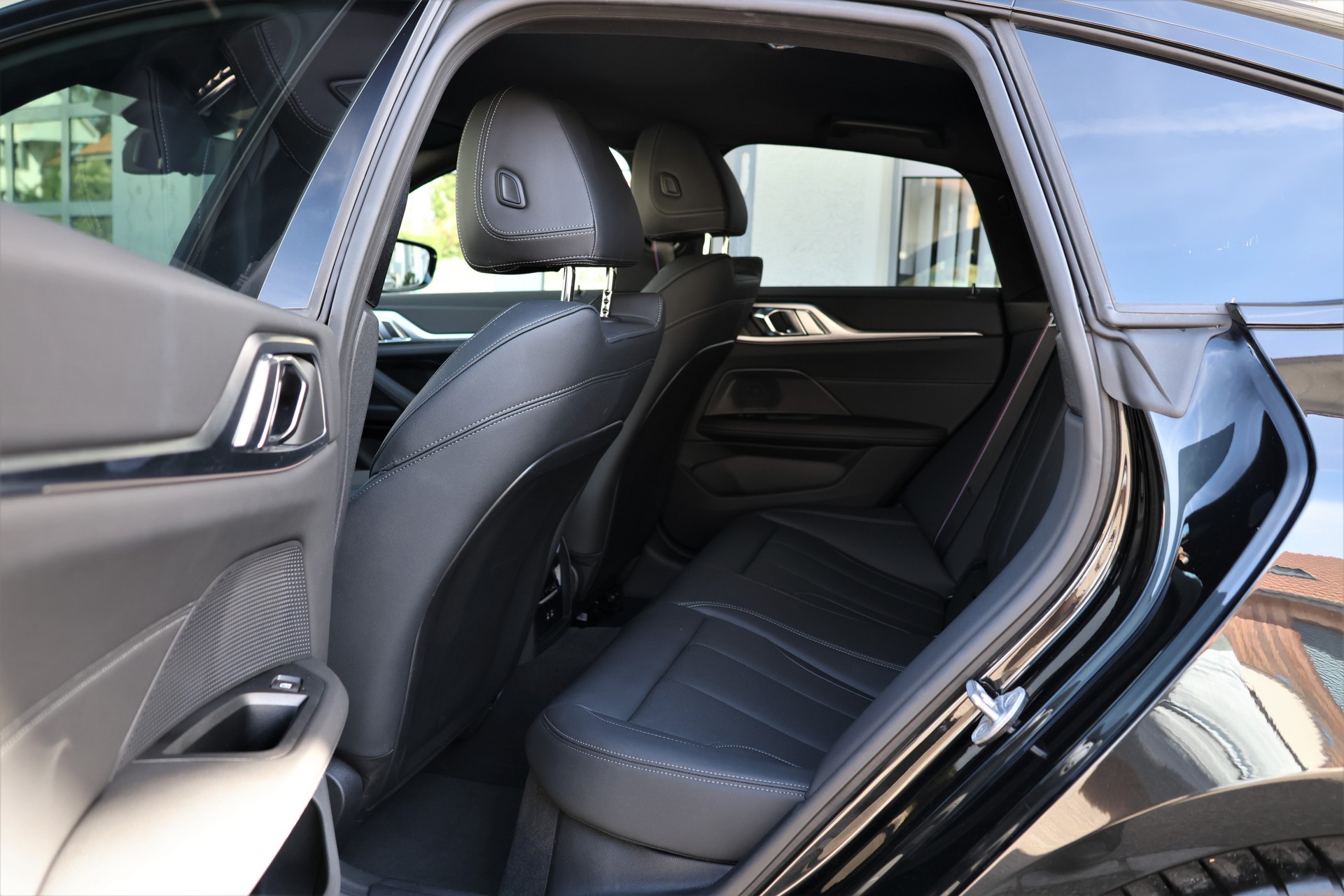 BMW 420d xDrive 48V Gran Coupé M Sport Pro Steptronic-image-12