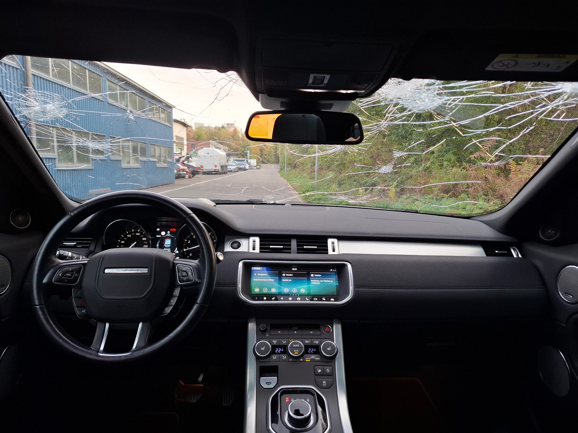 LAND ROVER Range Rover Evoque 2.0 Si4 HSE Dynamic AT9-image-13