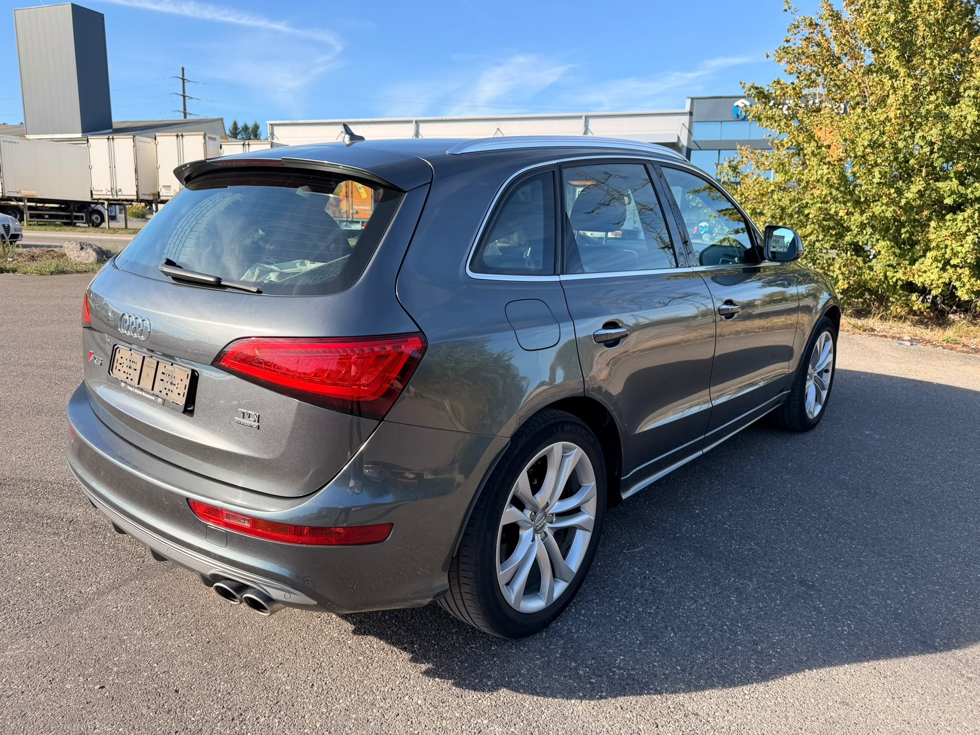 AUDI SQ5 3.0 TDI quattro tiptronic-image-5
