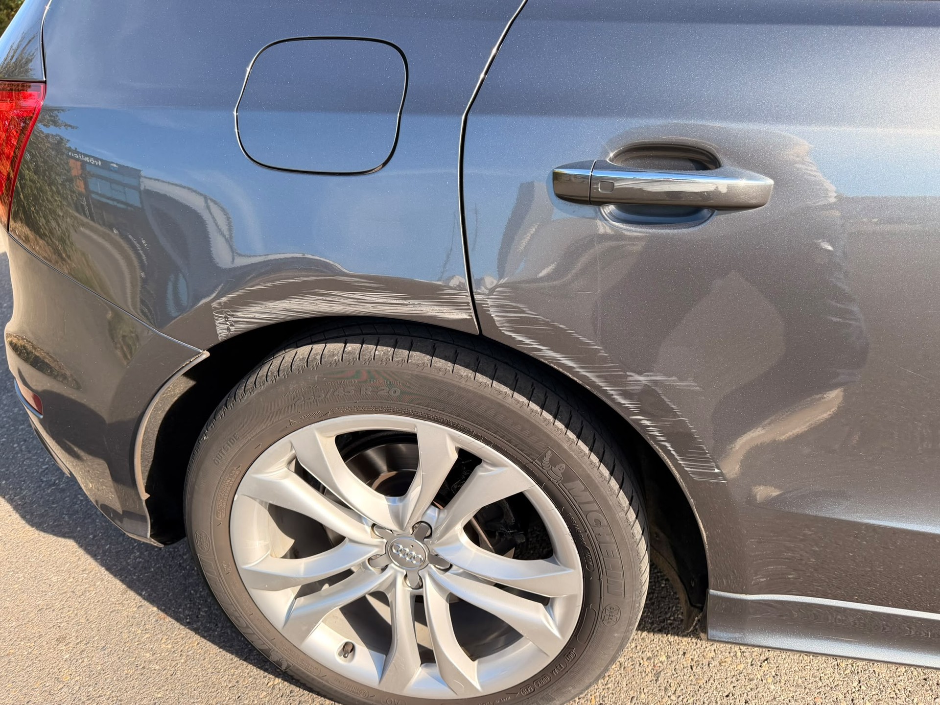 AUDI SQ5 3.0 TDI quattro tiptronic-image-10