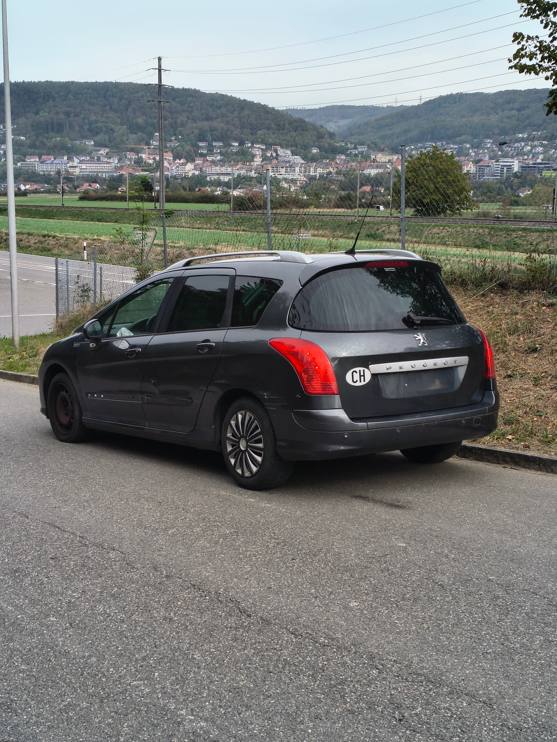 PEUGEOT 308 SW 1.6 16V Turbo Sport-image-6