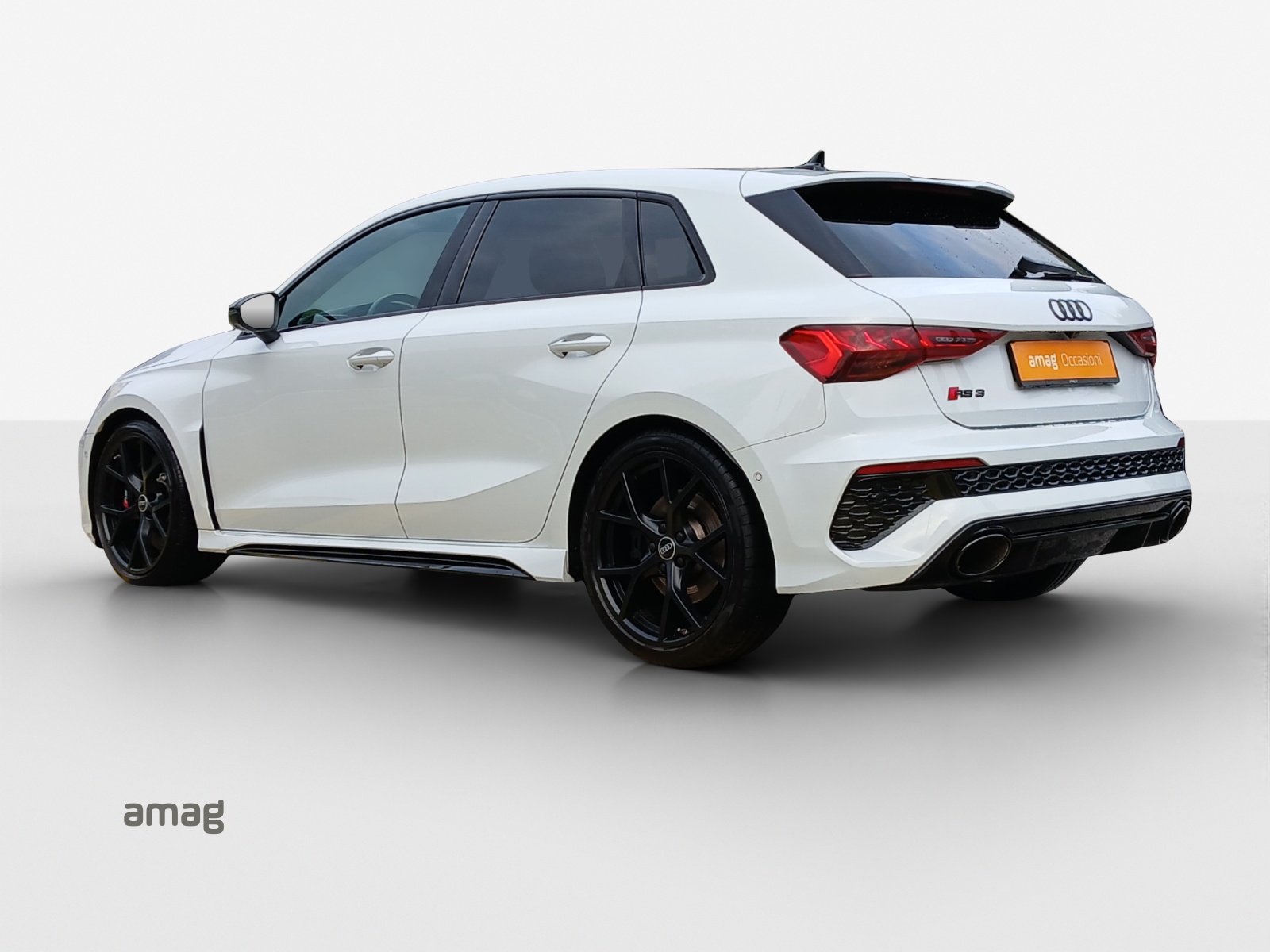 AUDI RS3 Sportback 2.5 TSI quattro S-tronic-image-2