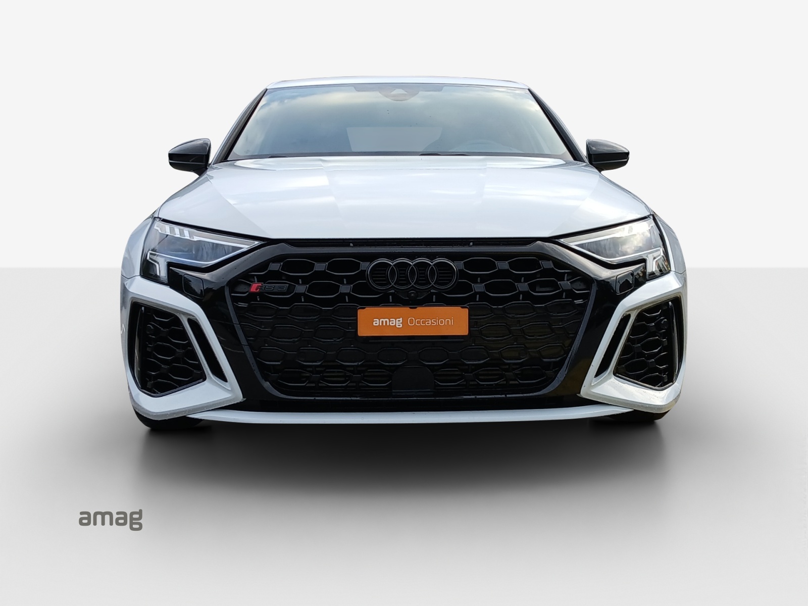 AUDI RS3 Sportback 2.5 TSI quattro S-tronic-image-6