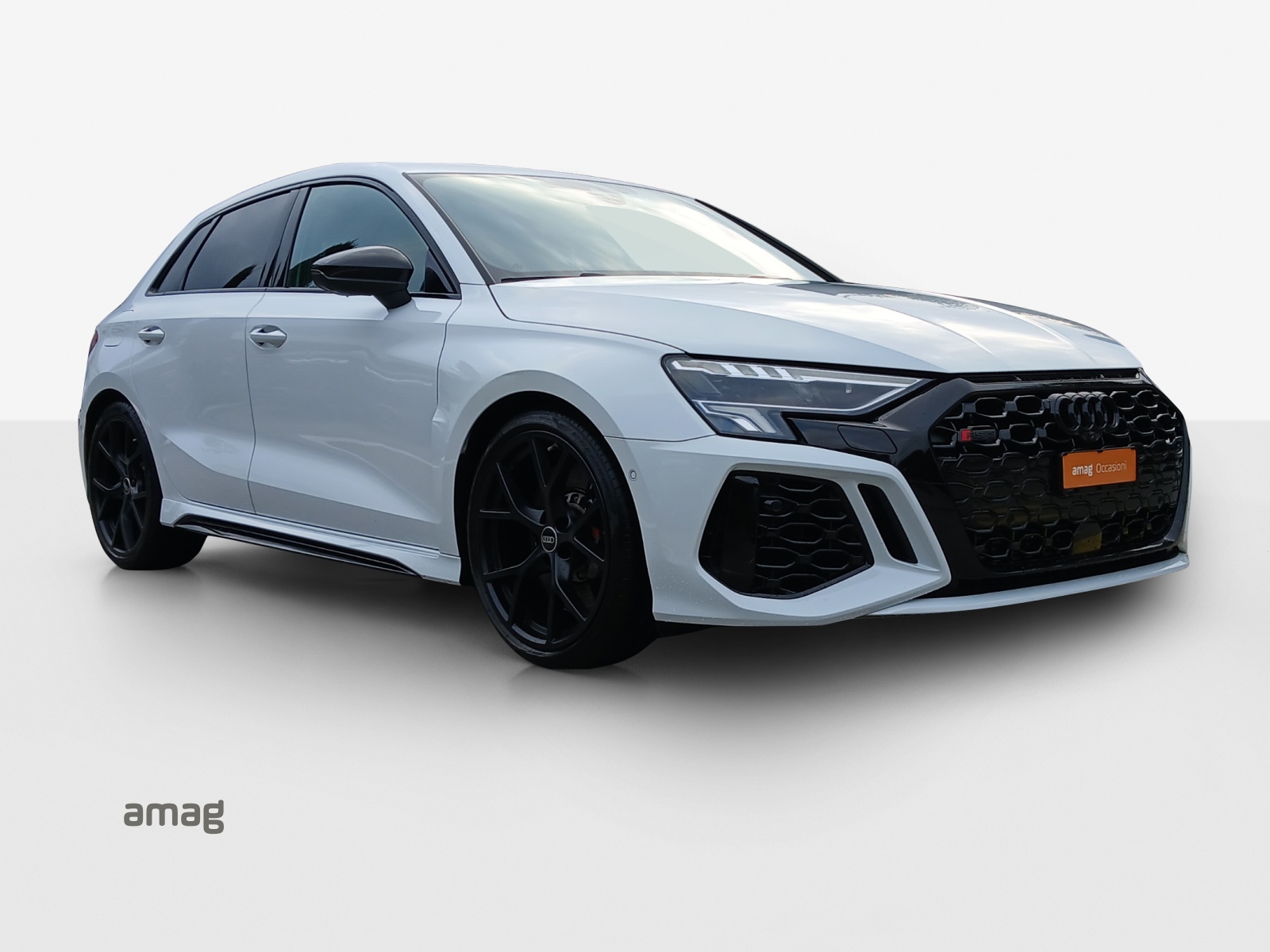 AUDI RS3 Sportback 2.5 TSI quattro S-tronic-image-5
