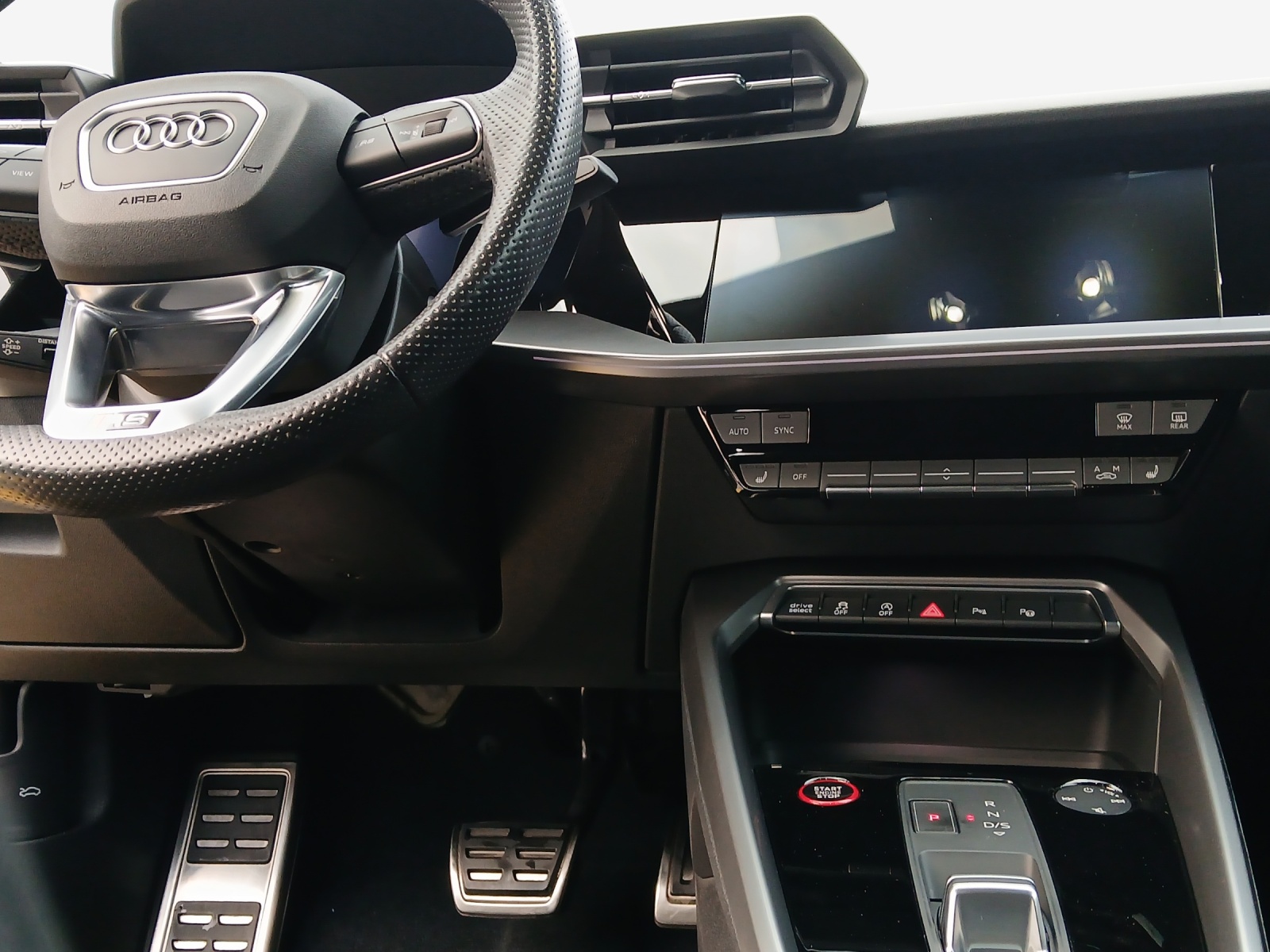 AUDI RS3 Sportback 2.5 TSI quattro S-tronic-image-8