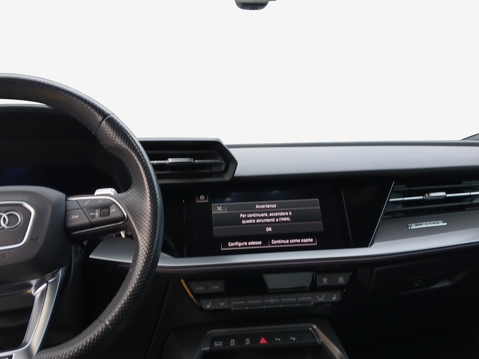 AUDI RS3 Sportback 2.5 TSI quattro S-tronic-image-10
