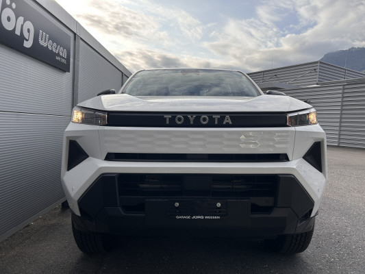 TOYOTA Hilux BEV Comfort AWD-image-1
