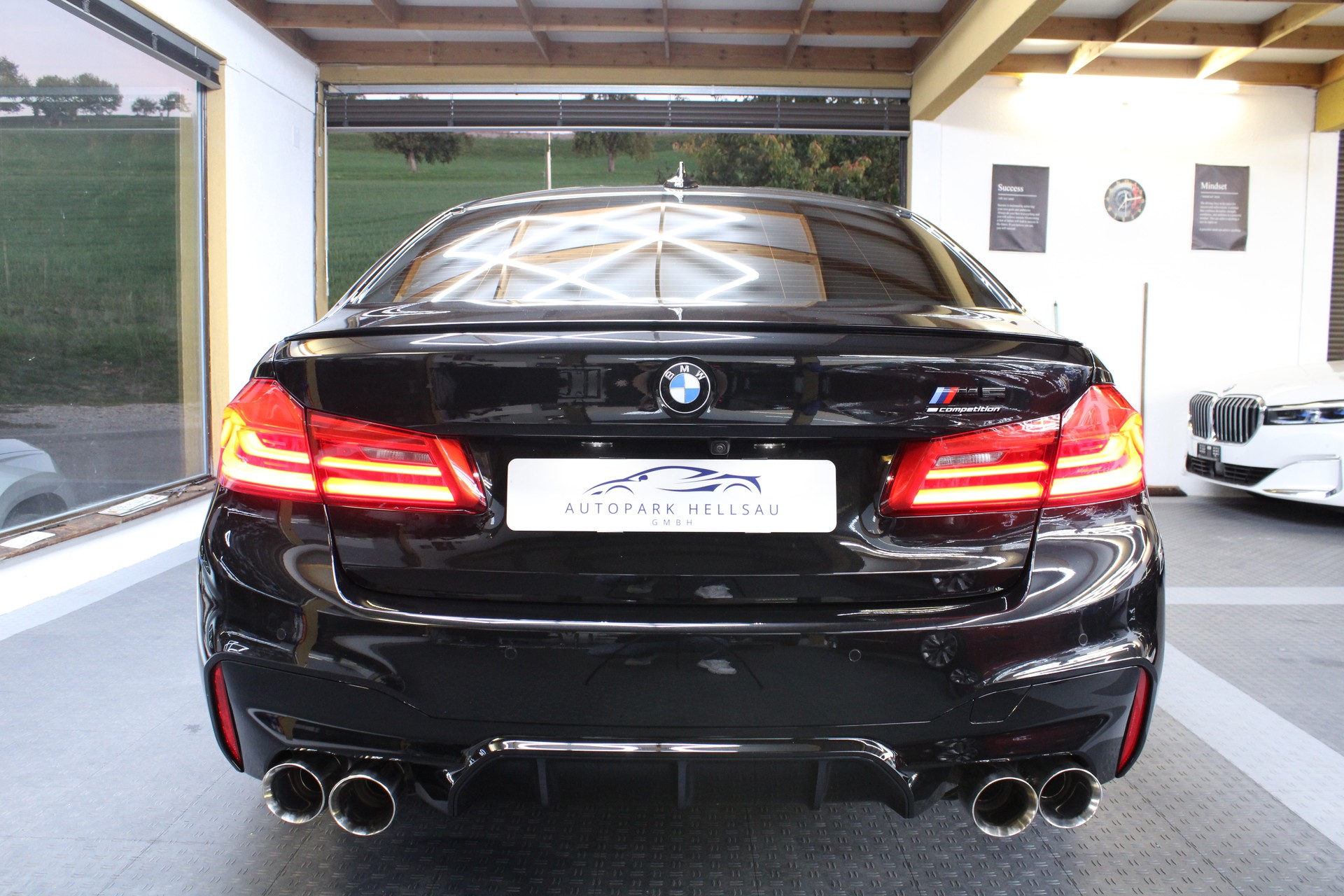 BMW M5 xDrive Competition Drivelogic-image-4