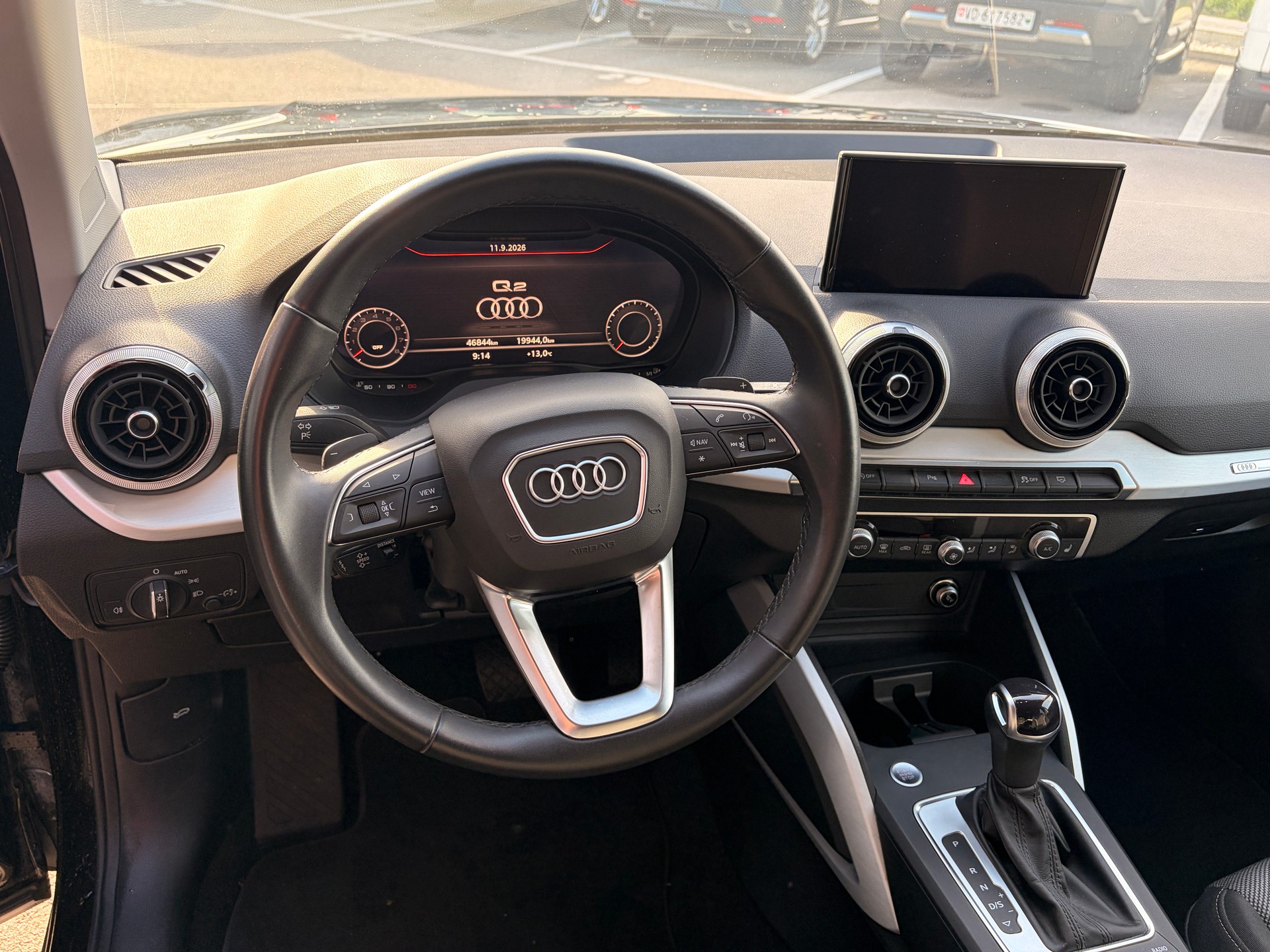 AUDI Q2 35 TFSI S line S-tronic-image-5