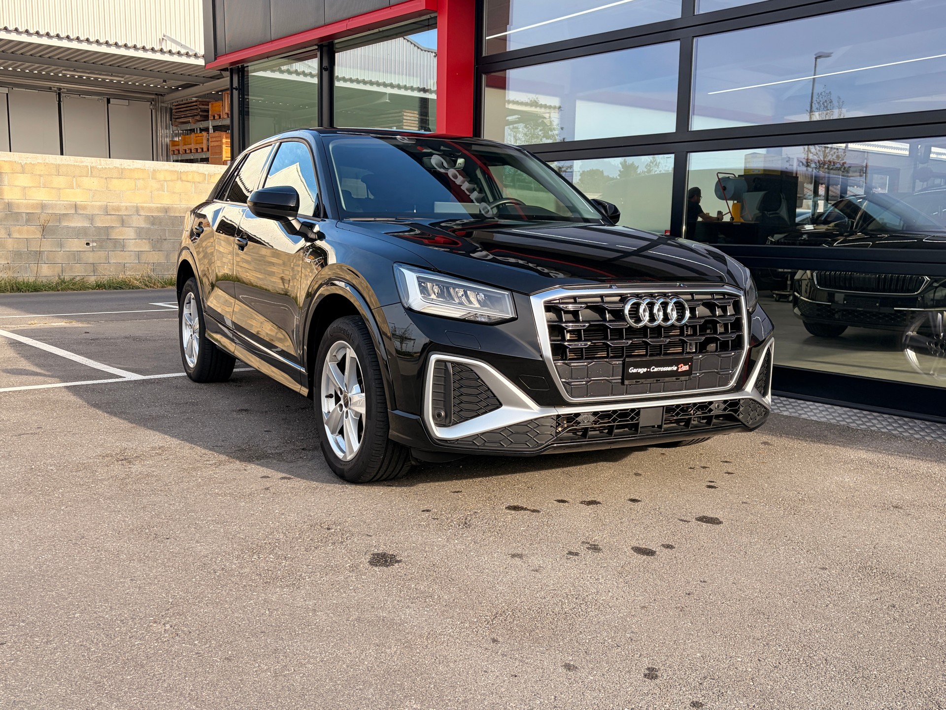 AUDI Q2 35 TFSI S line S-tronic-image-1