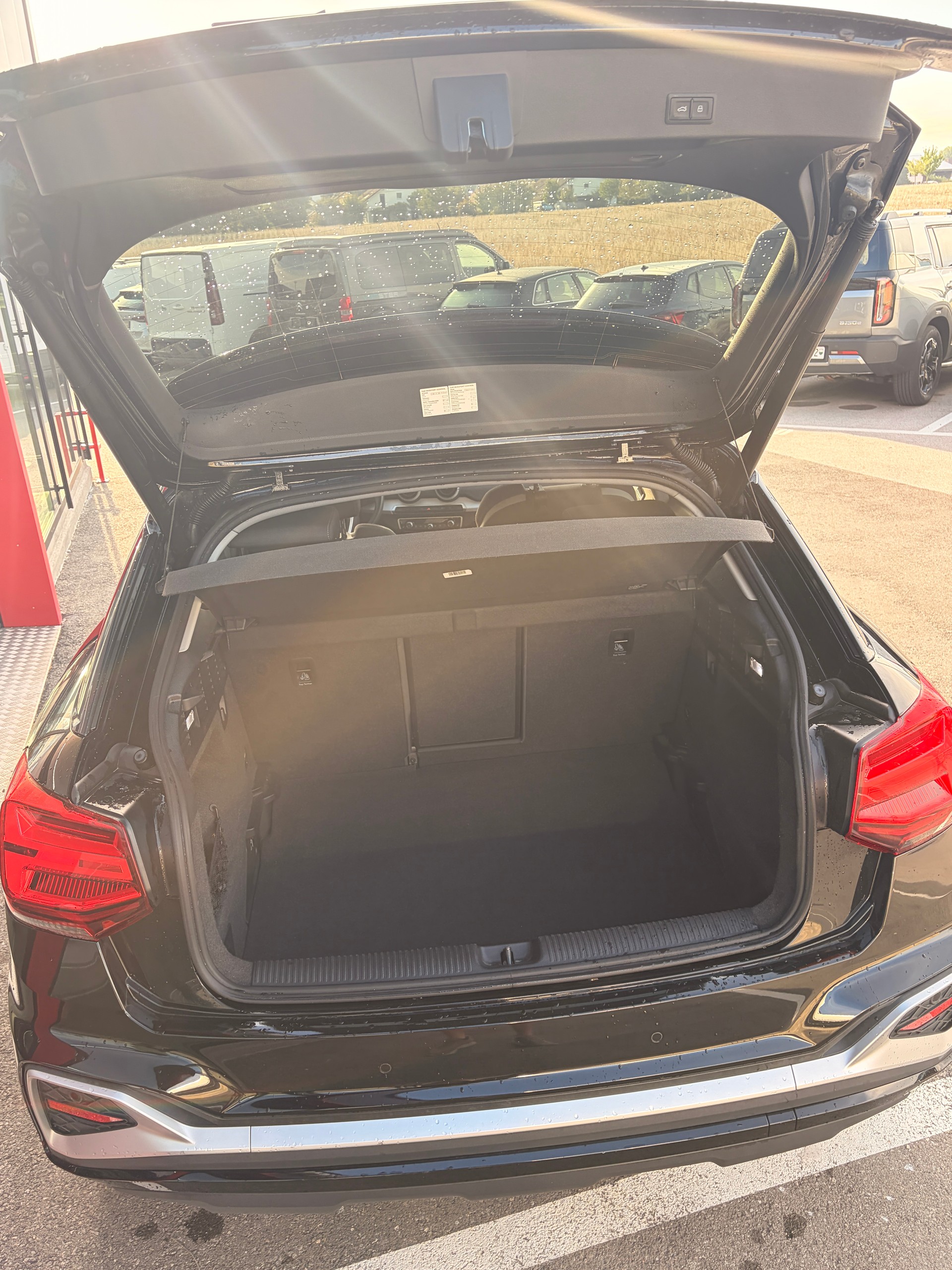 AUDI Q2 35 TFSI S line S-tronic-image-7