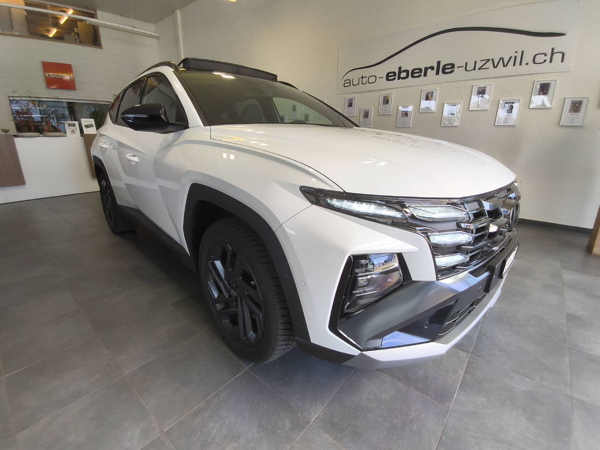 HYUNDAI Tucson 1.6 T-GDi PHEV 20th Anniversary 4WD-image-23