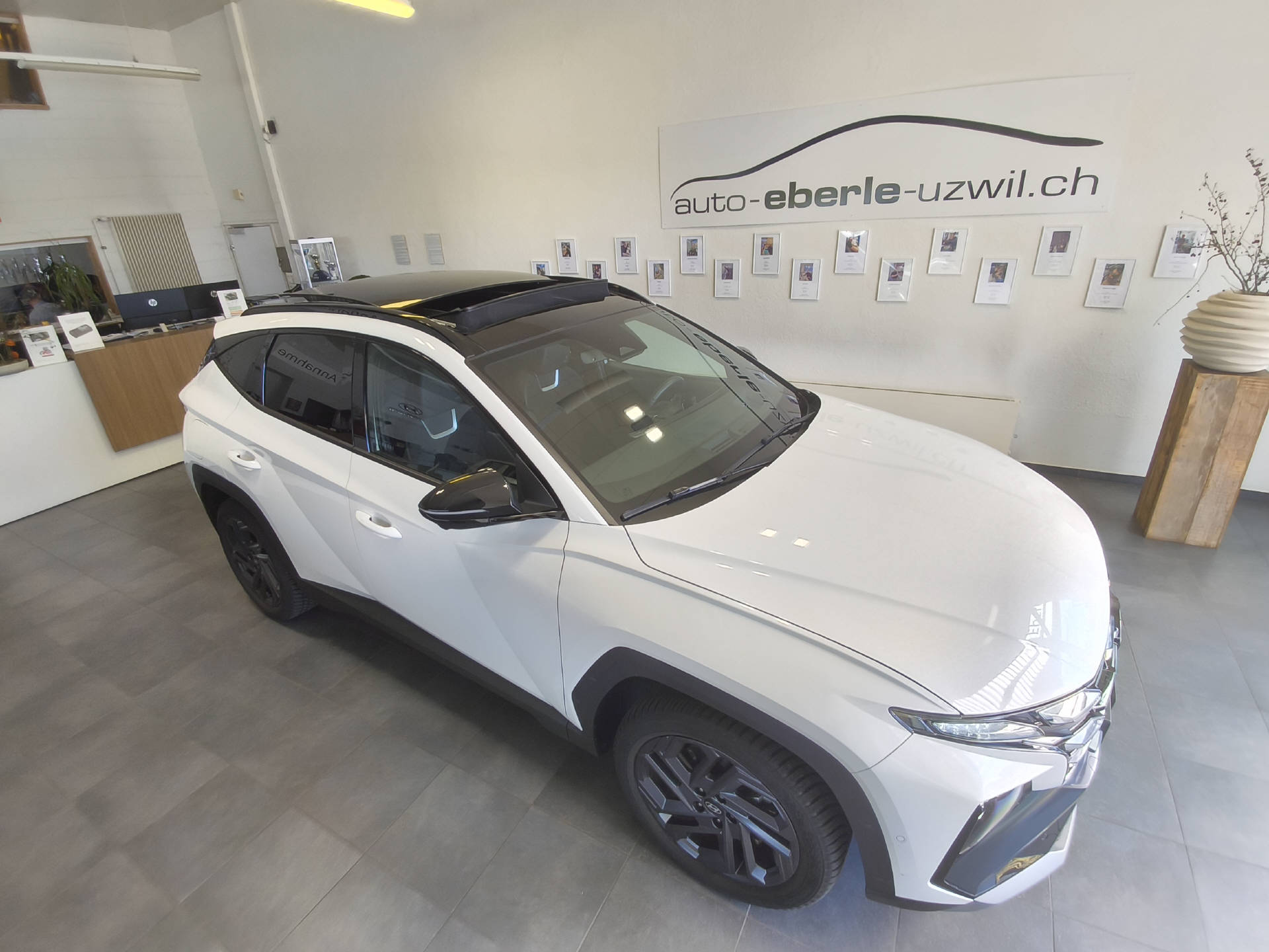 HYUNDAI Tucson 1.6 T-GDi PHEV 20th Anniversary 4WD-image-19