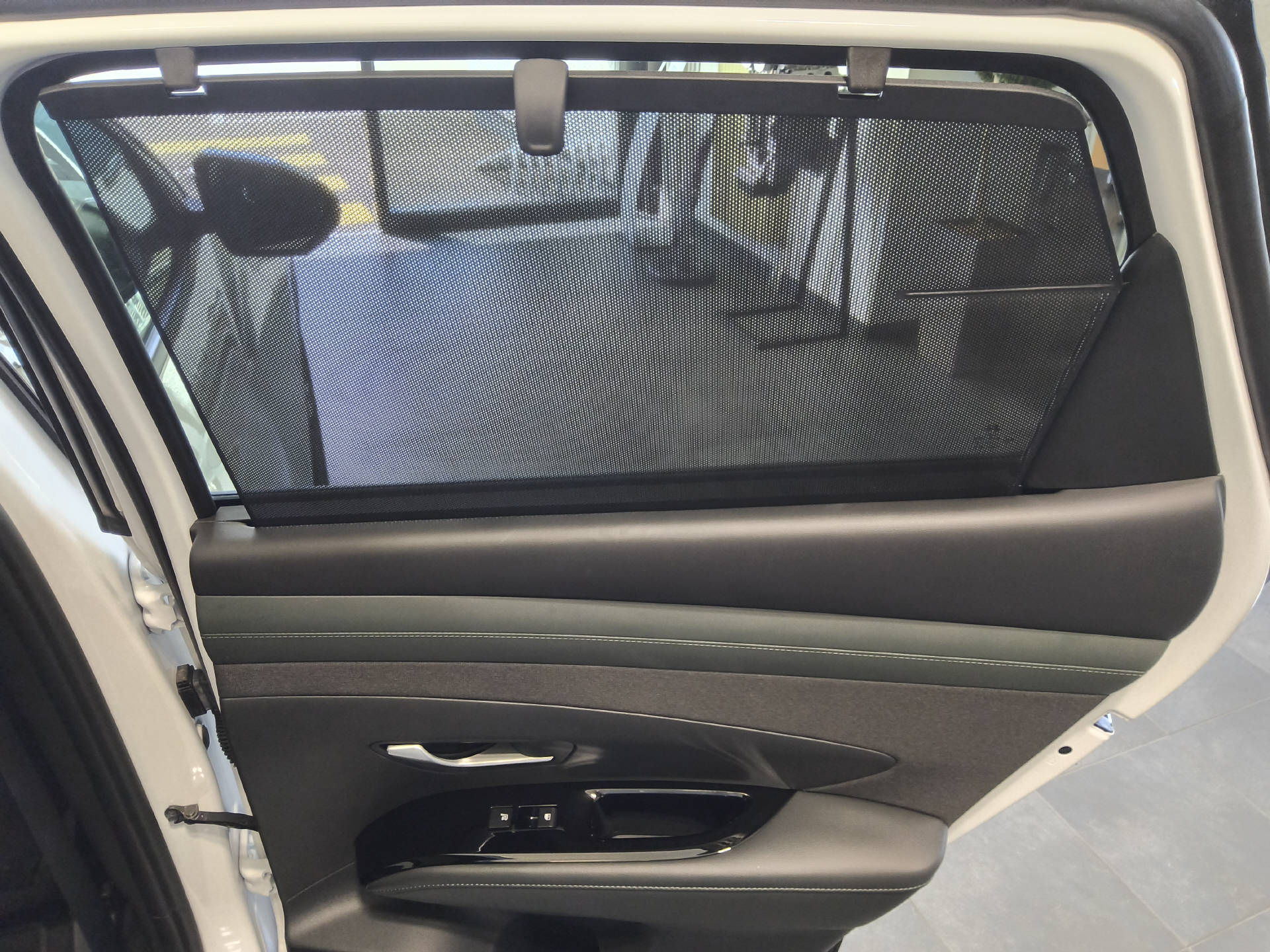 HYUNDAI Tucson 1.6 T-GDi PHEV 20th Anniversary 4WD-image-10