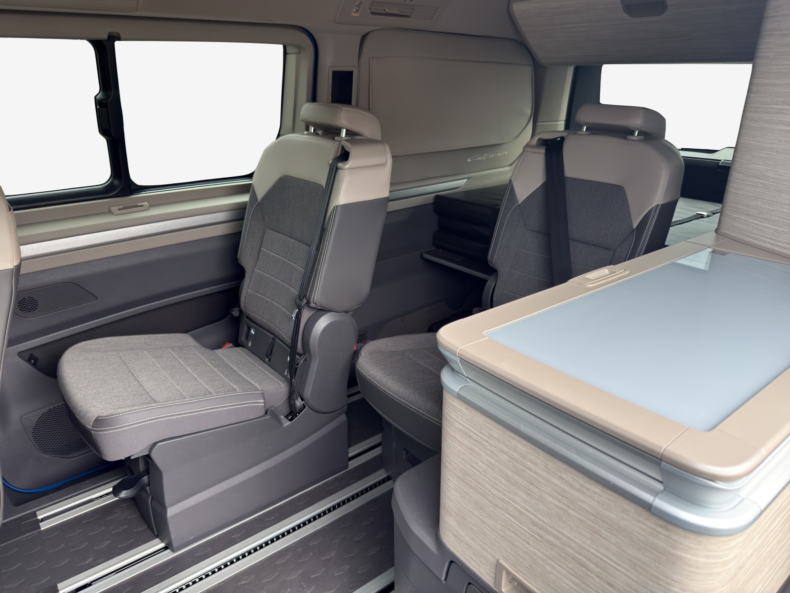 VW California 2.0 TDI Ocean-image-11