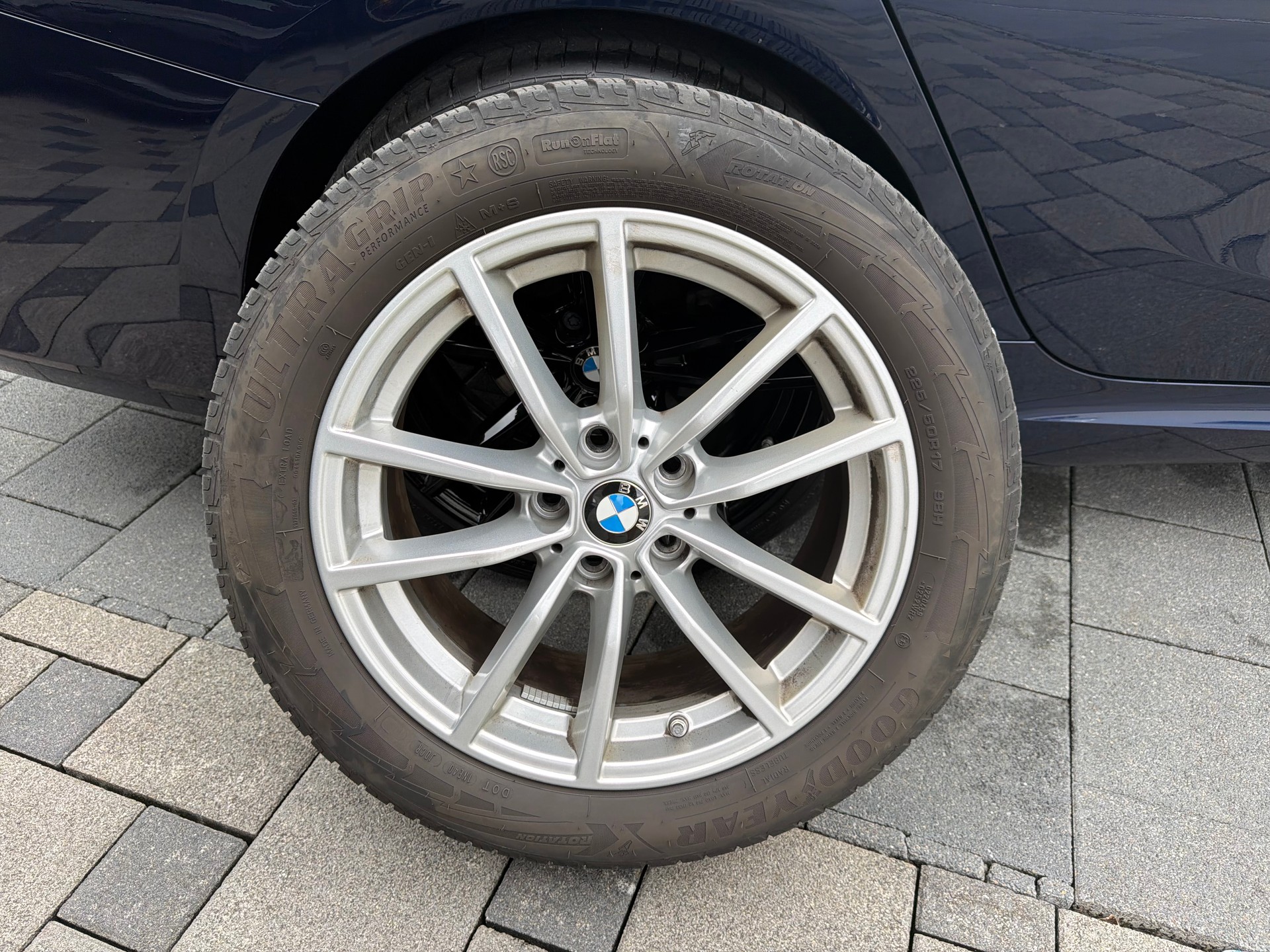 BMW 320d xDrive 48V Steptronic M Sport-image-28