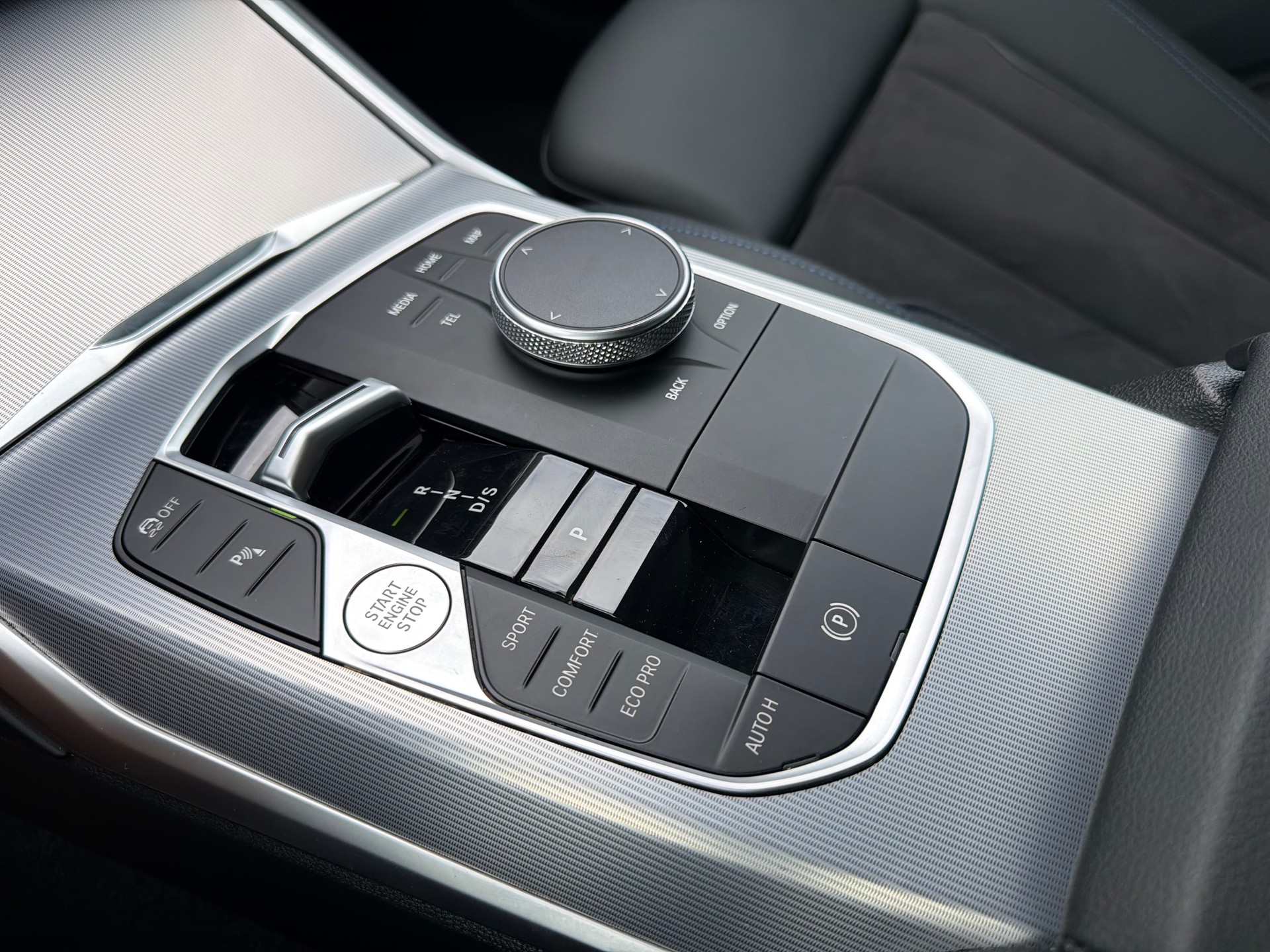 BMW 320d xDrive 48V Steptronic M Sport-image-26