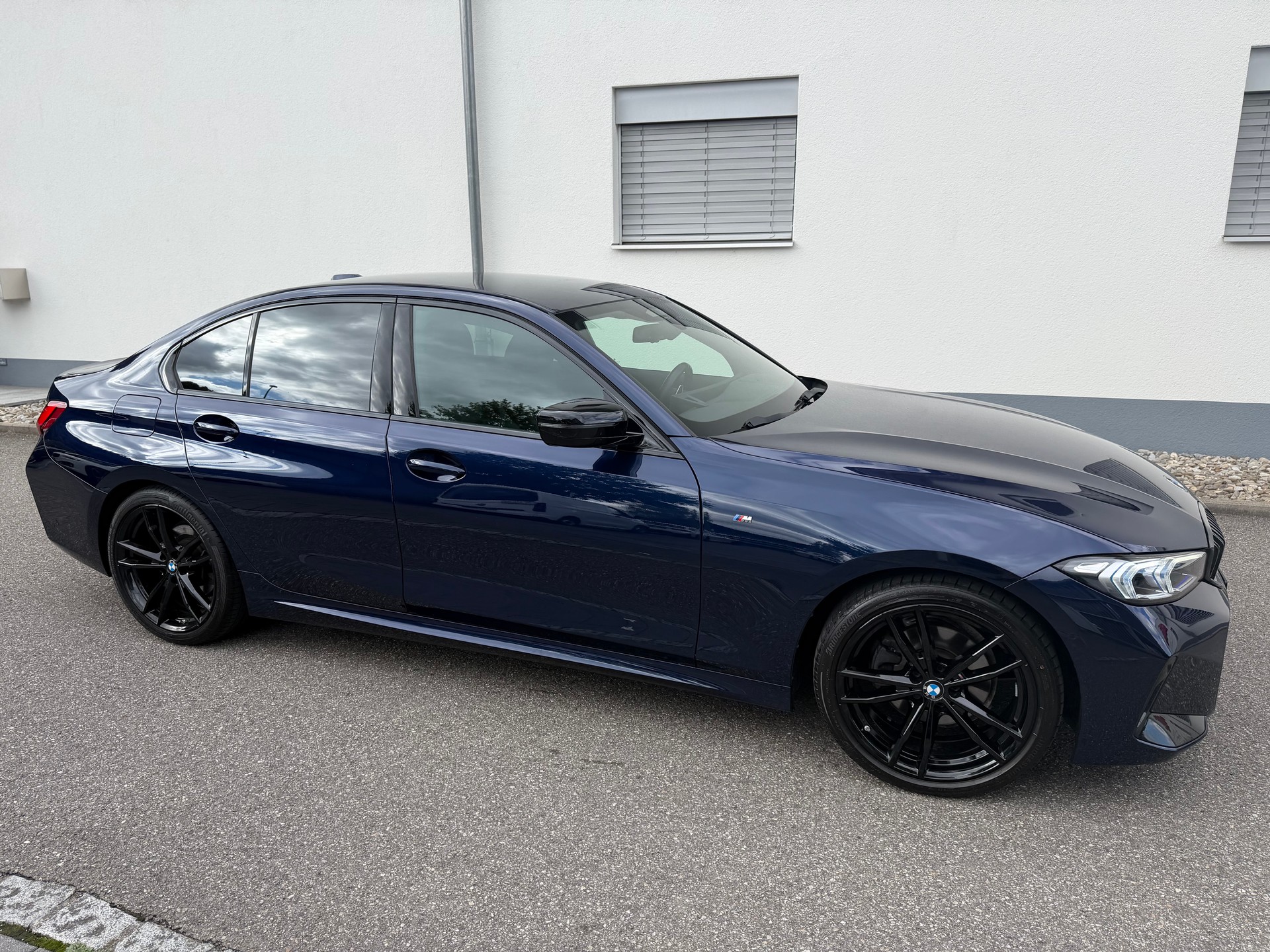 BMW 320d xDrive 48V Steptronic M Sport-image-3