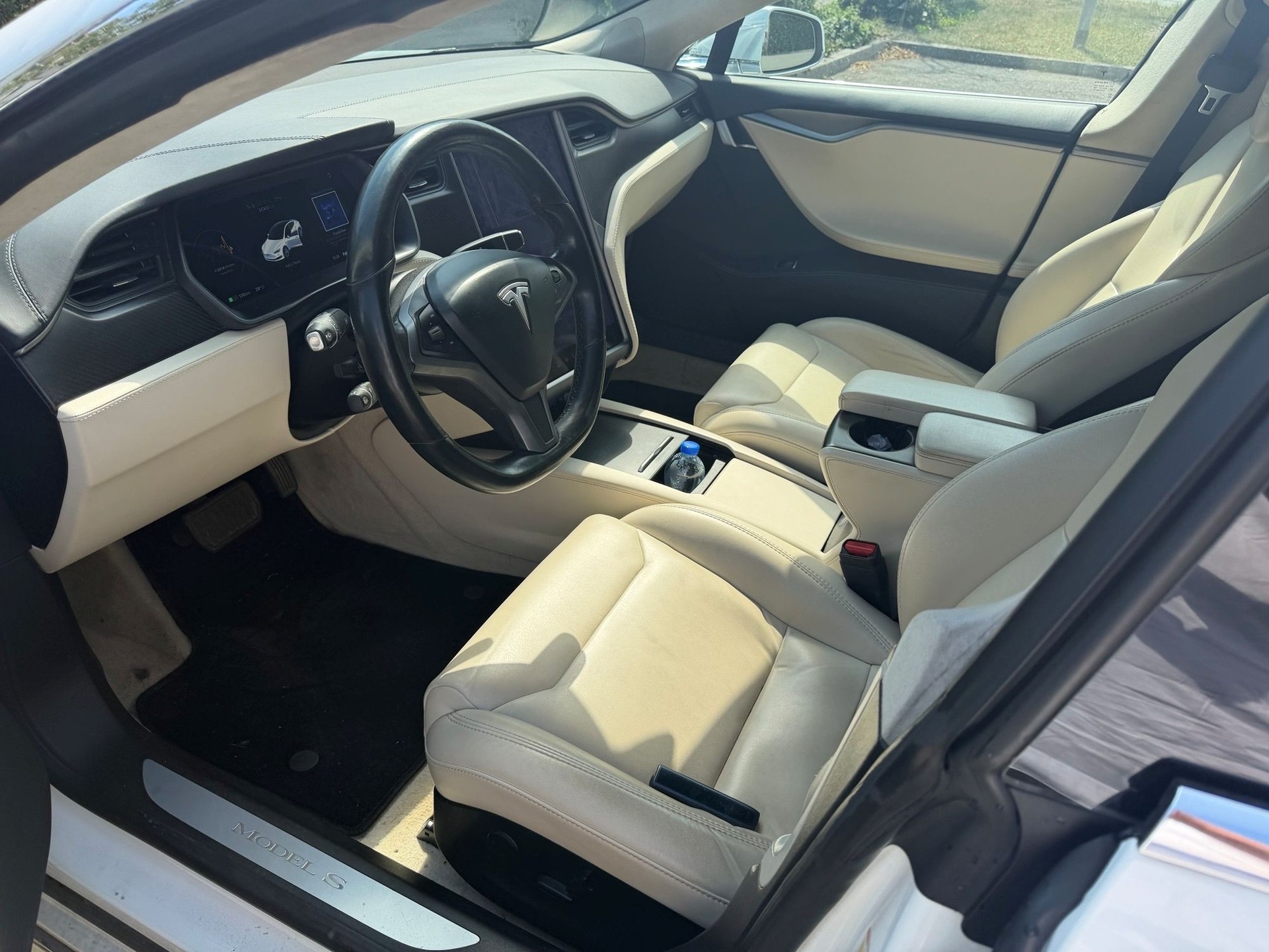 TESLA 100 D-image-0