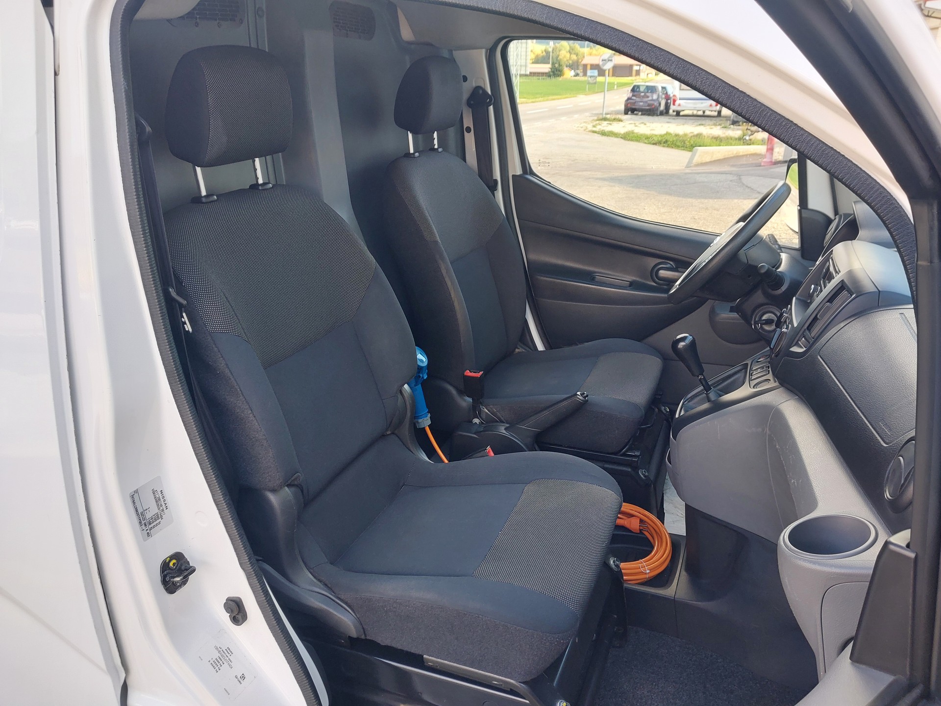 NISSAN NV200 1.5 dCi 90 Frischdienst Euro 6-image-10