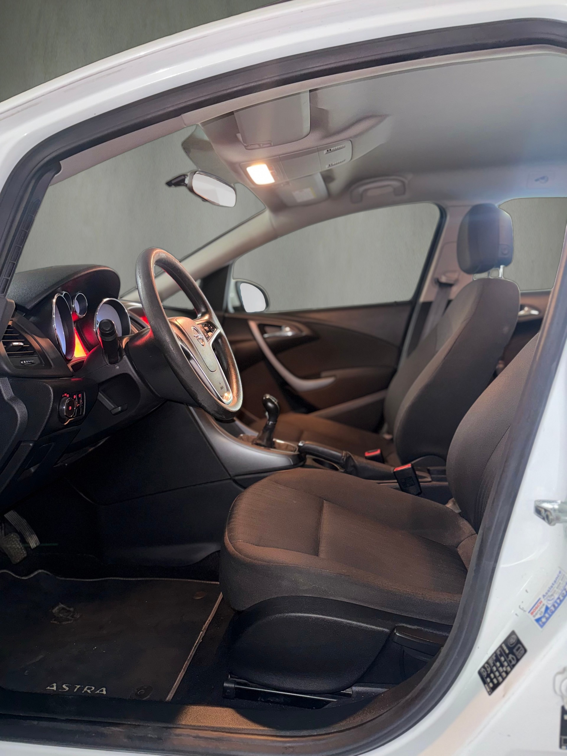 OPEL Astra SportsTourer 1.4i 16V Turbo-image-6