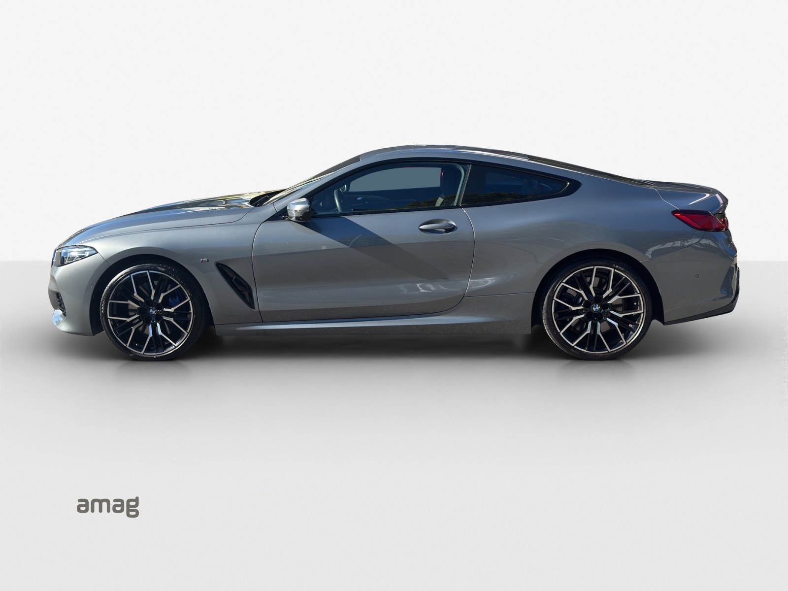 BMW 840i xDrive M Sport Steptronic Pro-showroom-element-1