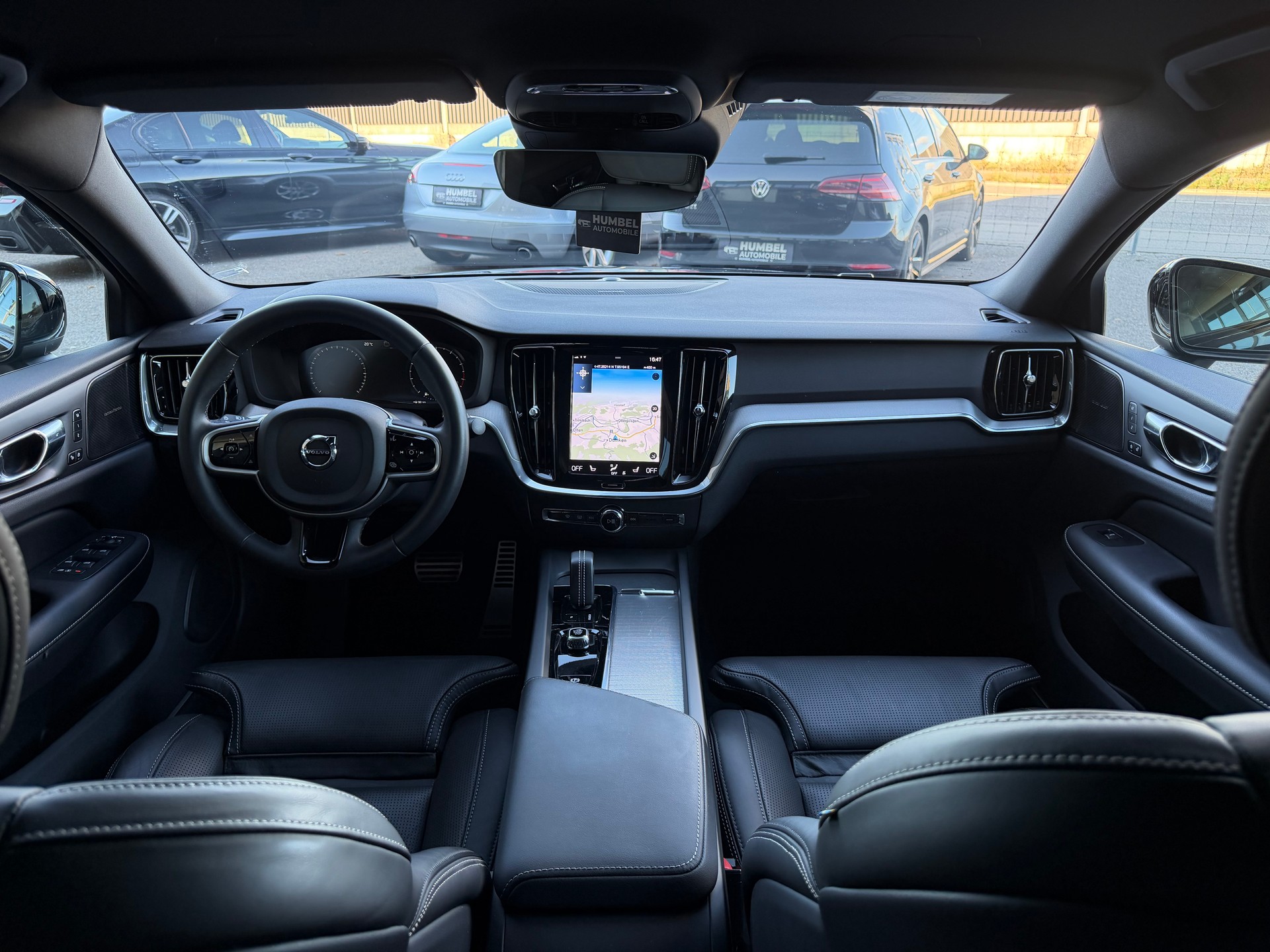VOLVO S60 B5 AWD Benzin Mild Hybrid Plus Dark Geartronic-image-6