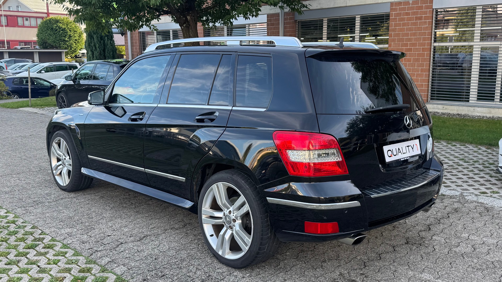 MERCEDES-BENZ GLK 220 CDI BlueEfficiency 4Matic 7G-Tronic-image-4