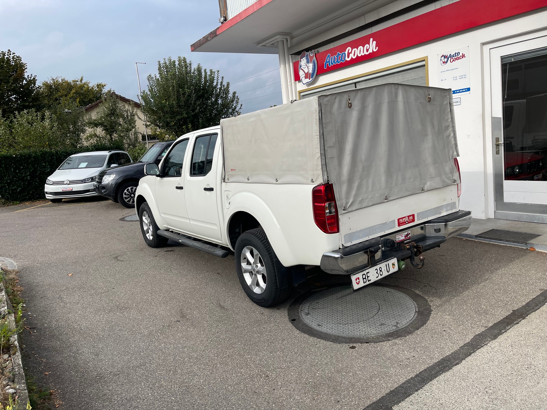 NISSAN Navara Double Cab SE 2.5 dCi 4WD LB Automat-image-12