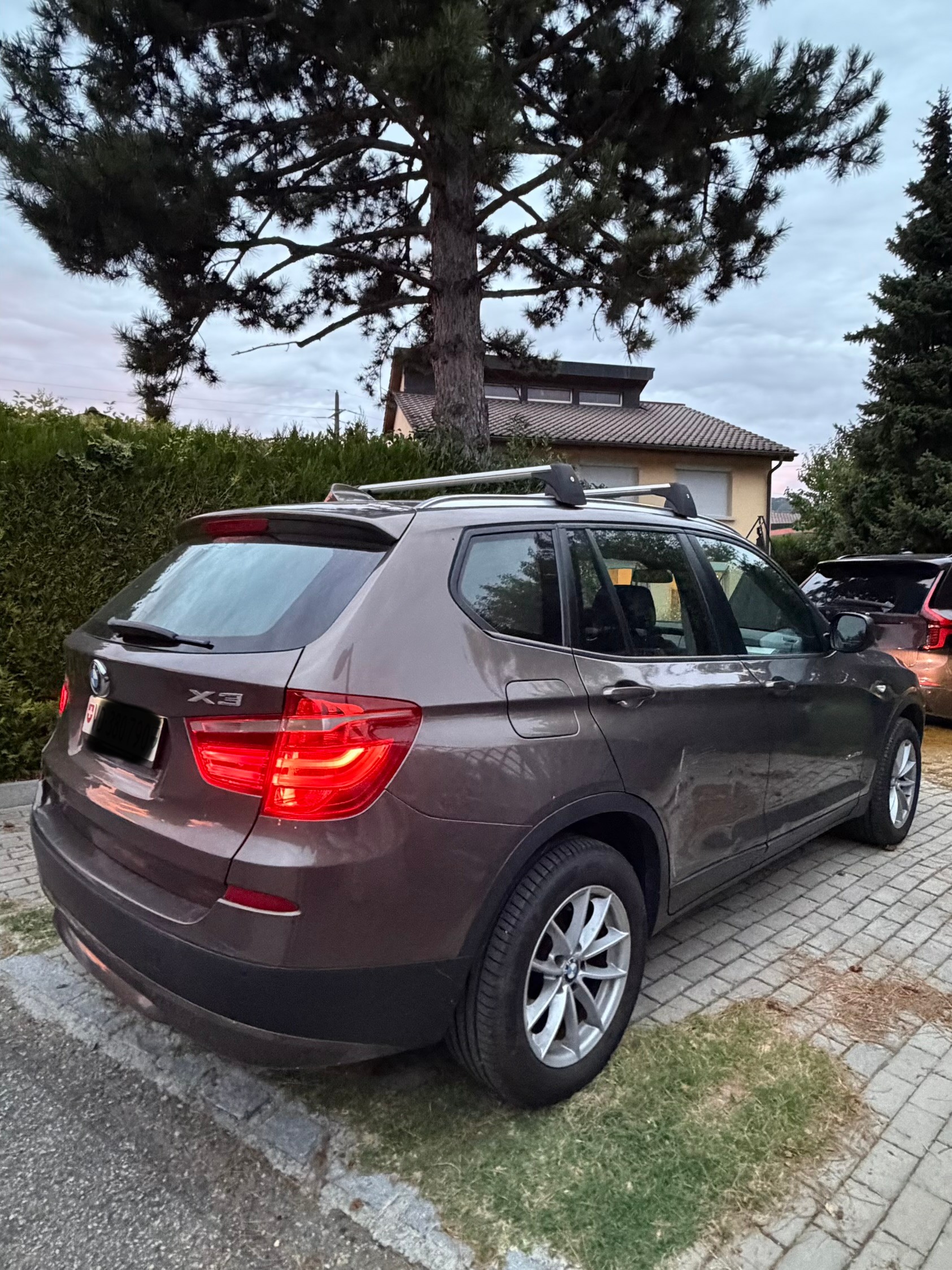 BMW X3 xDrive 20d-image-2