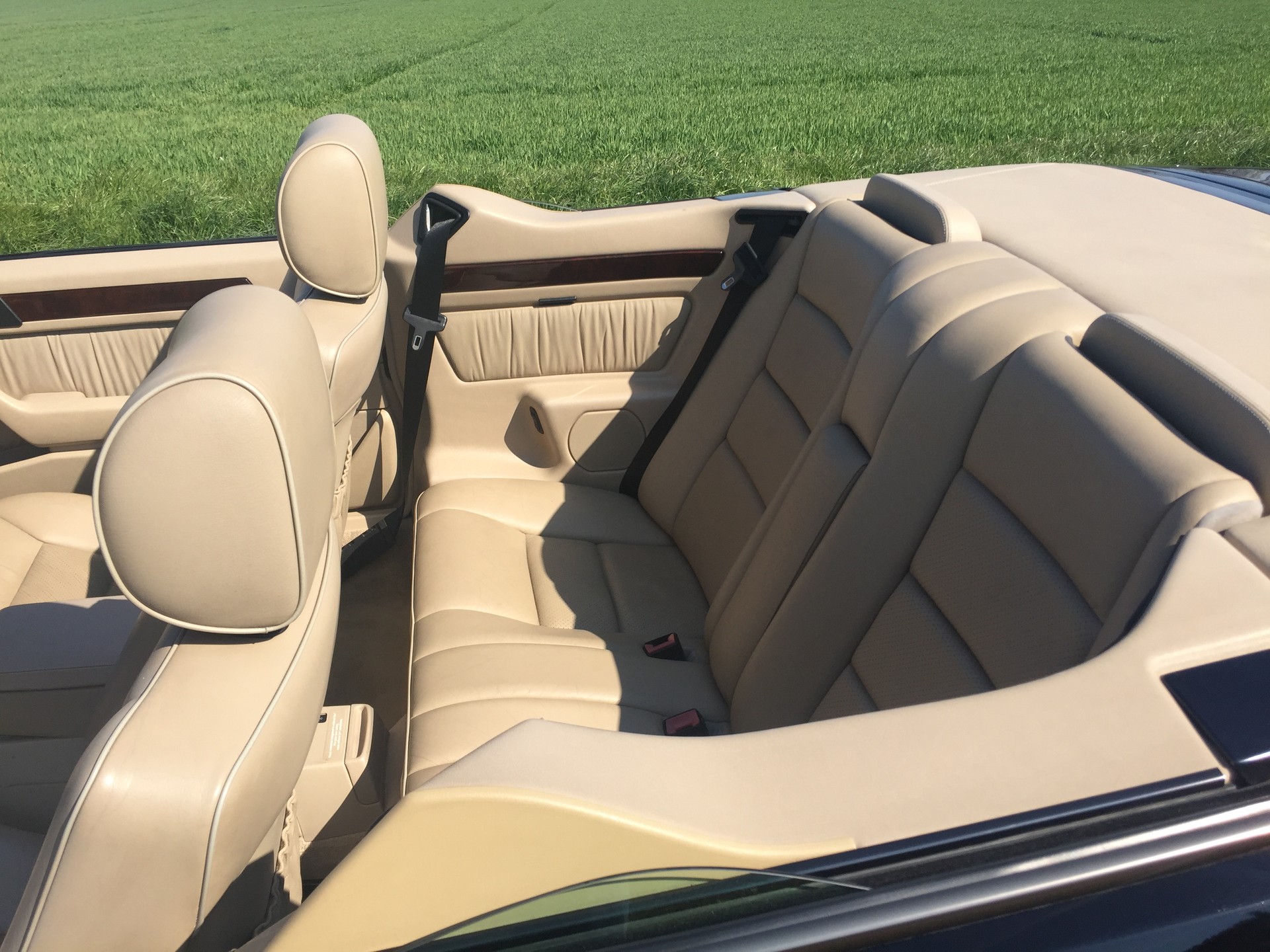 MERCEDES-BENZ E 320 Cabrio VETERAN MFK-image-11