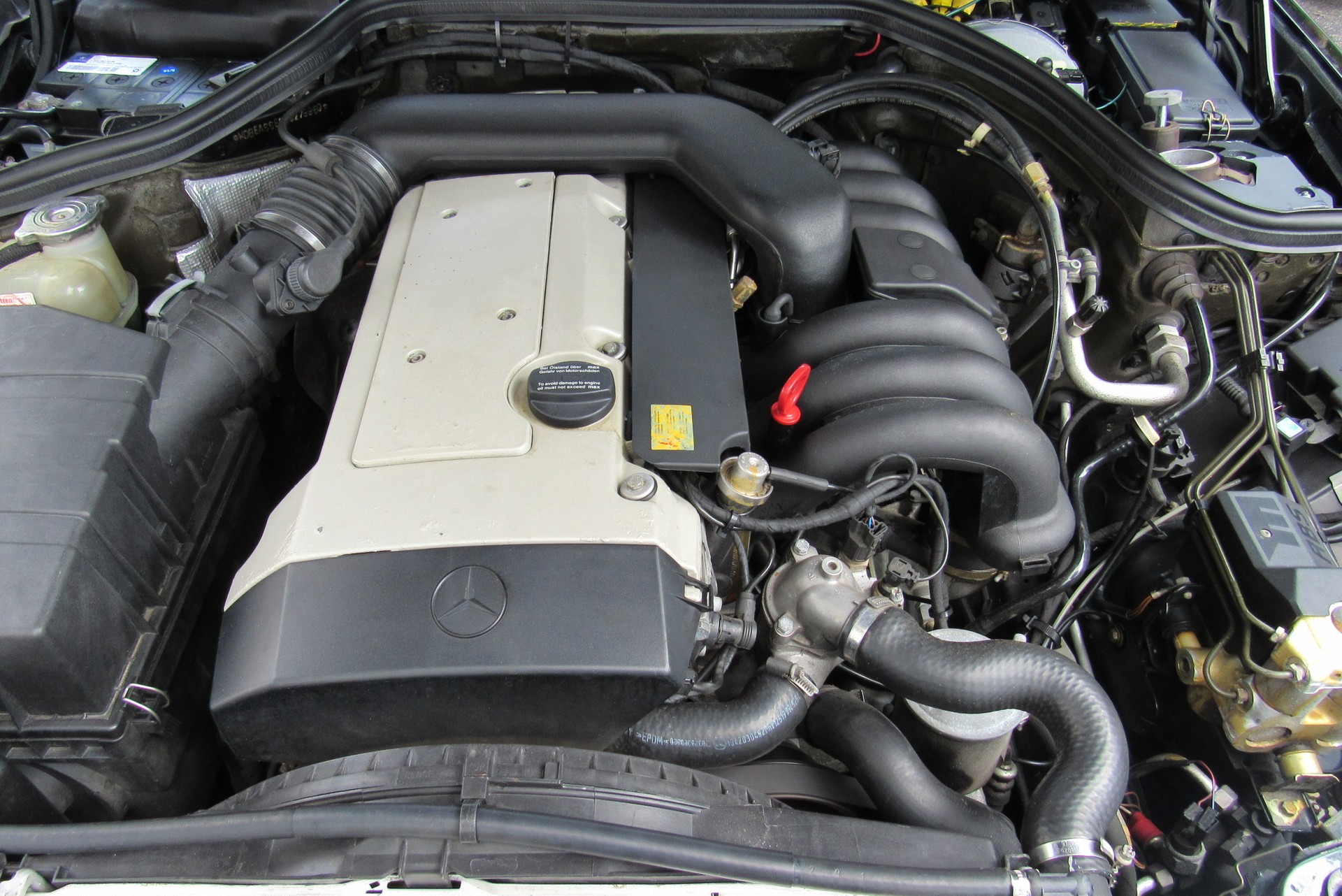 MERCEDES-BENZ E 320 Cabrio VETERAN MFK-image-16