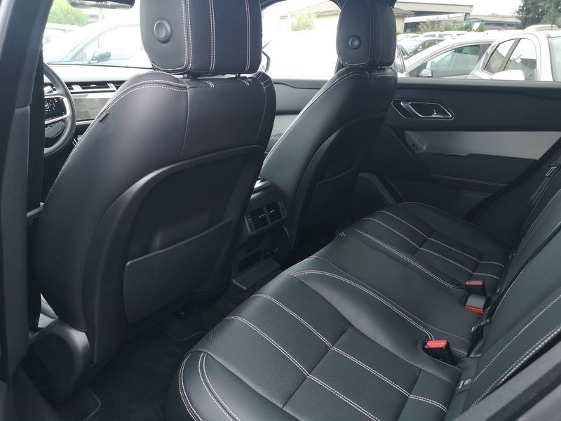 LAND ROVER Range Rover Velar R-Dynamic P 250 SE Automatic-image-11