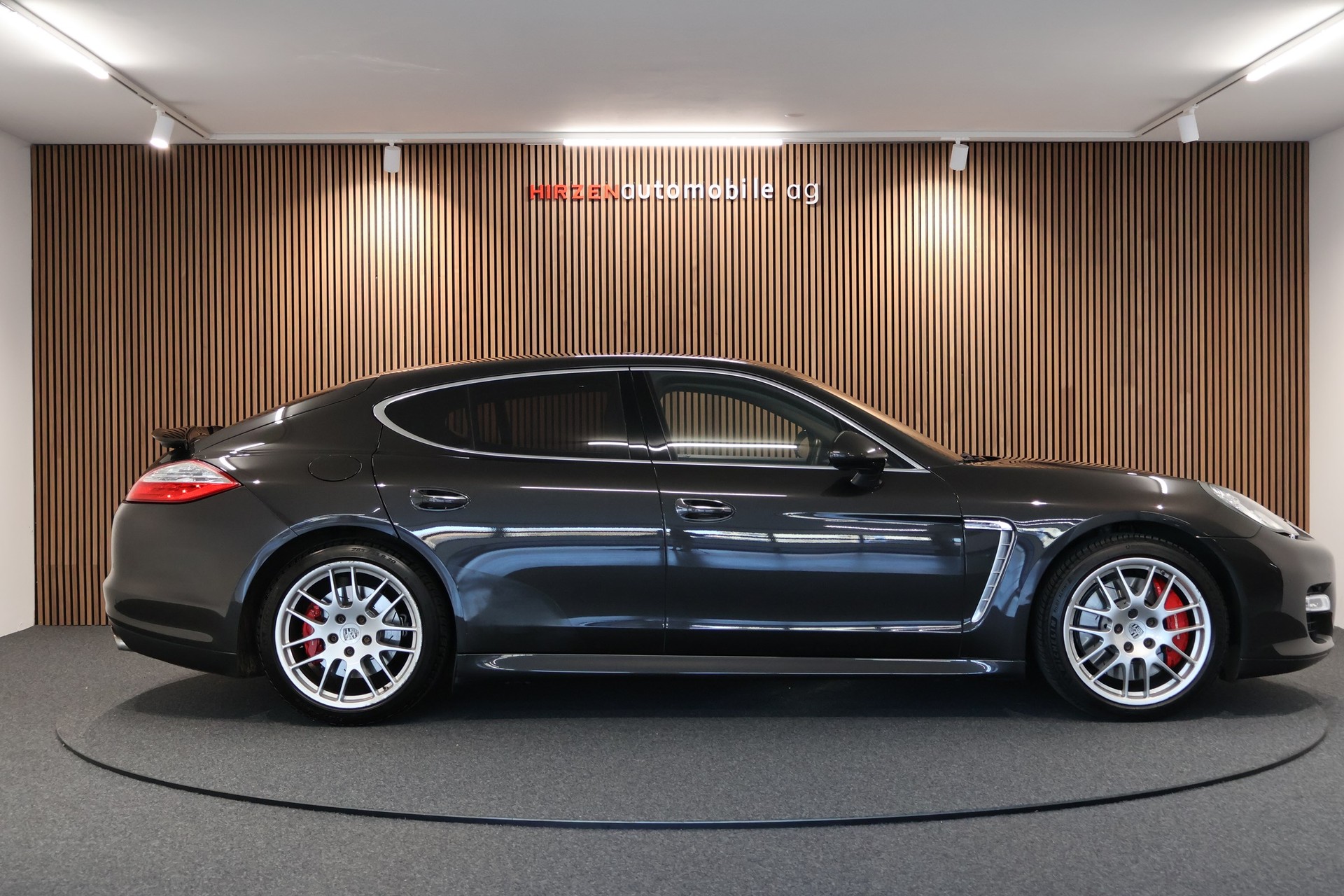 PORSCHE Panamera Turbo 4.8 PDK-image-5