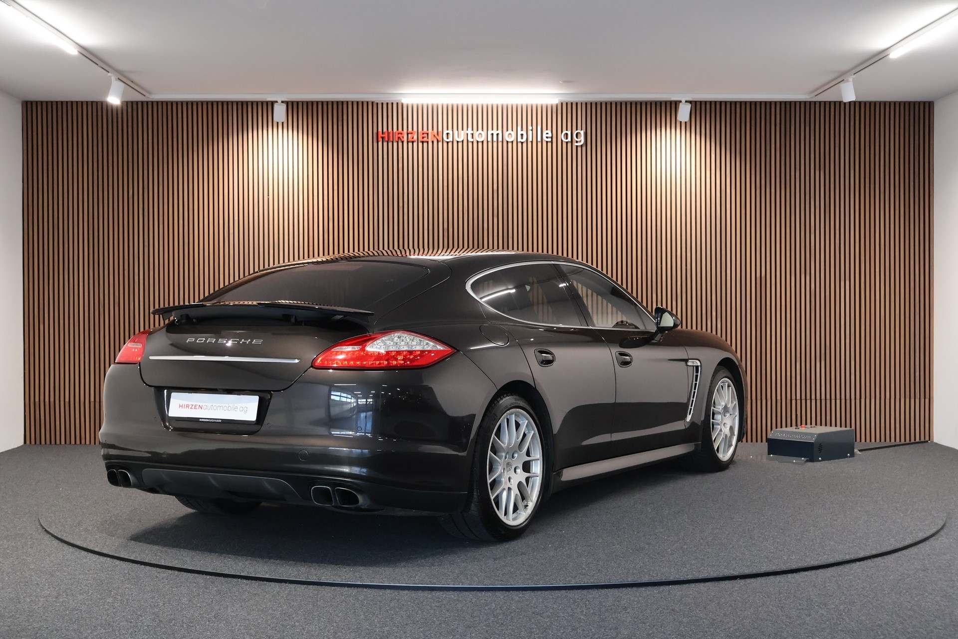 PORSCHE Panamera Turbo 4.8 PDK-image-4