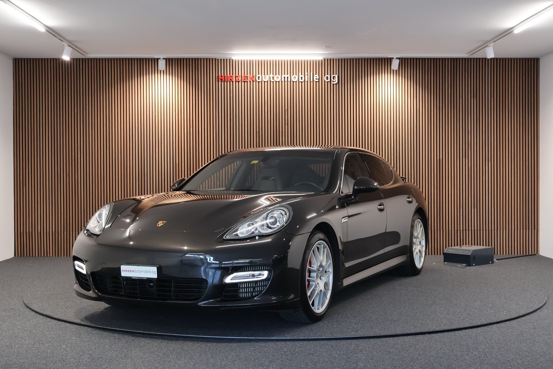 PORSCHE Panamera Turbo 4.8 PDK-image-0