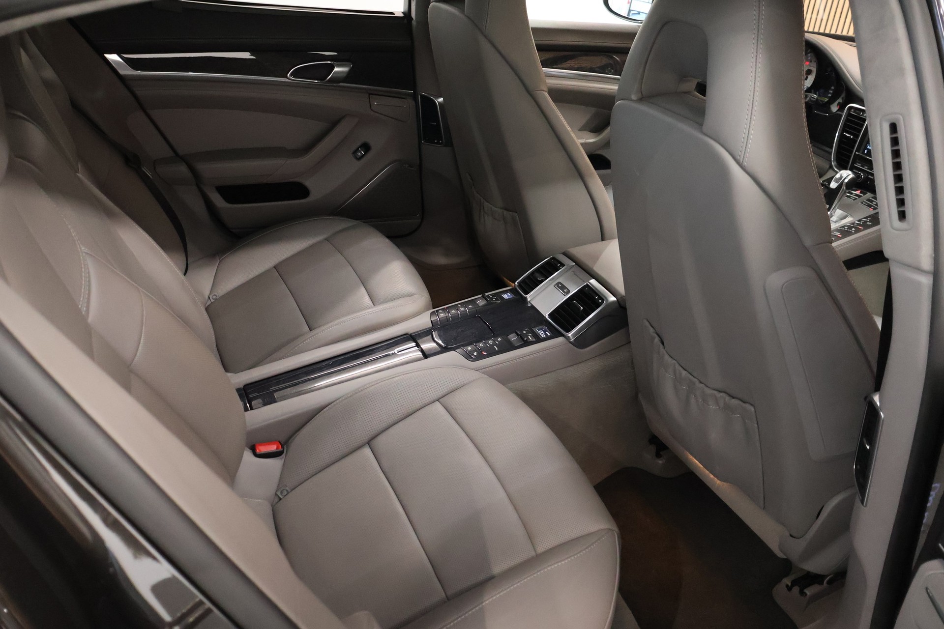 PORSCHE Panamera Turbo 4.8 PDK-image-12