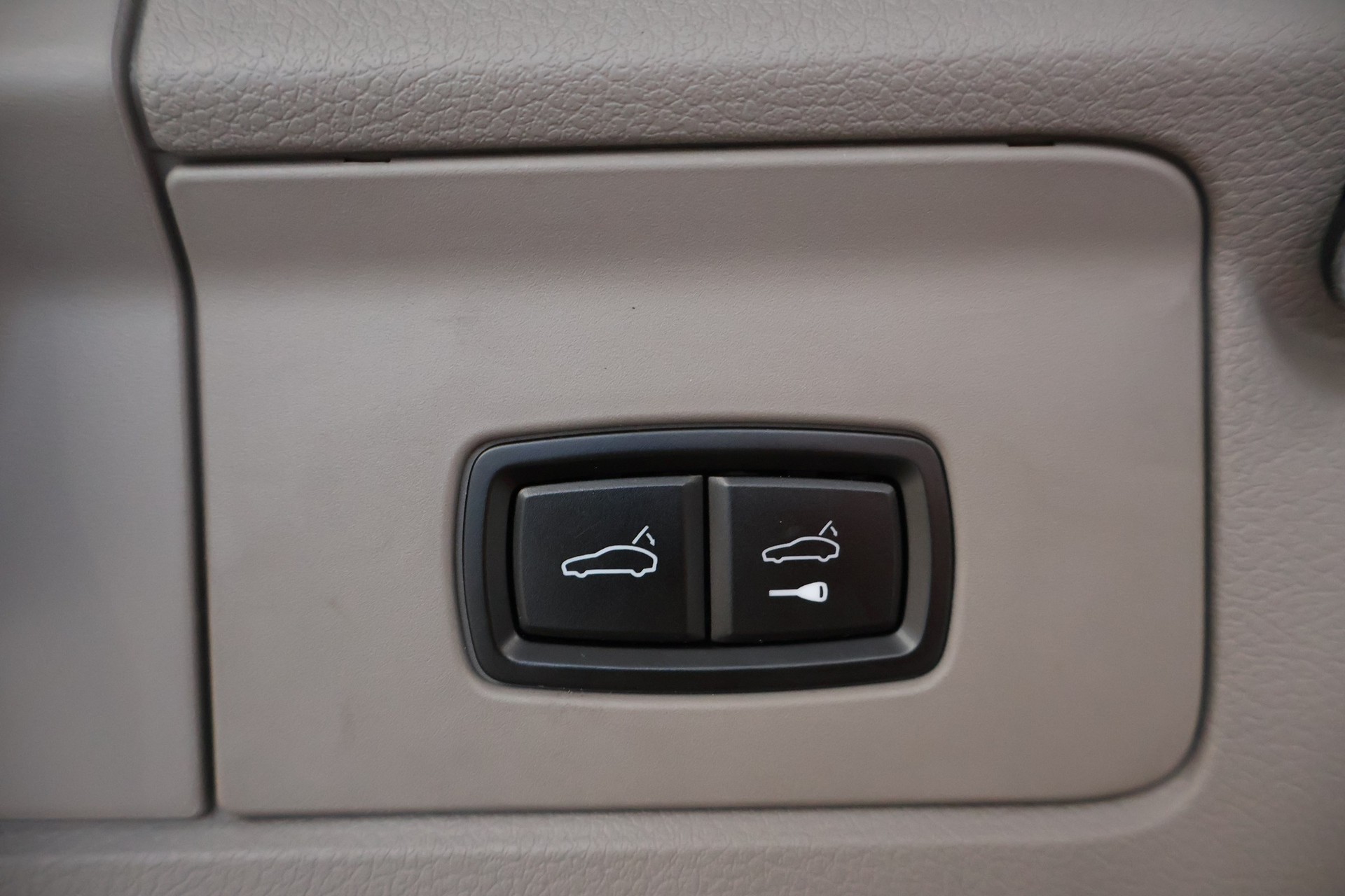 PORSCHE Panamera Turbo 4.8 PDK-image-24