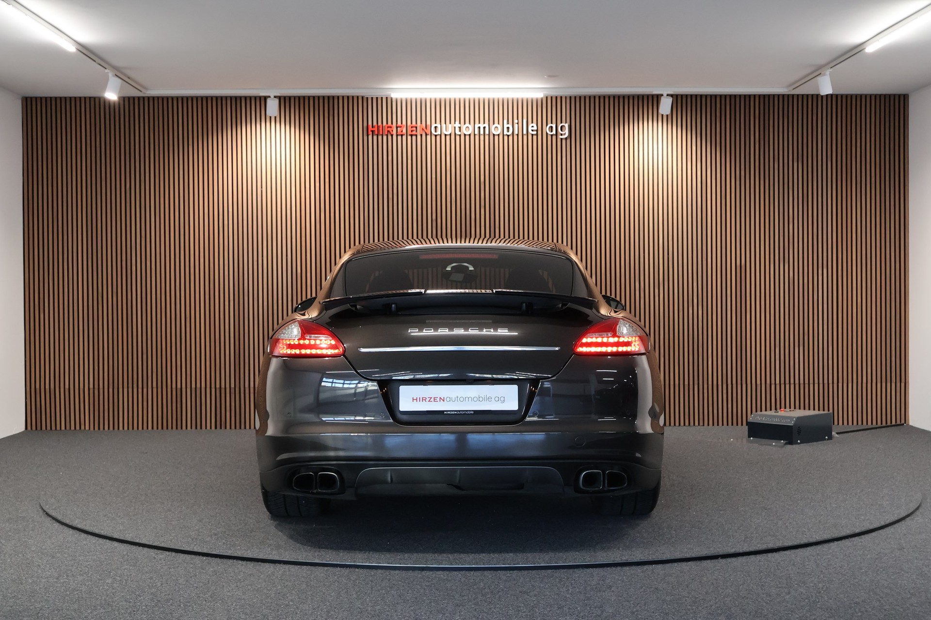 PORSCHE Panamera Turbo 4.8 PDK-image-3