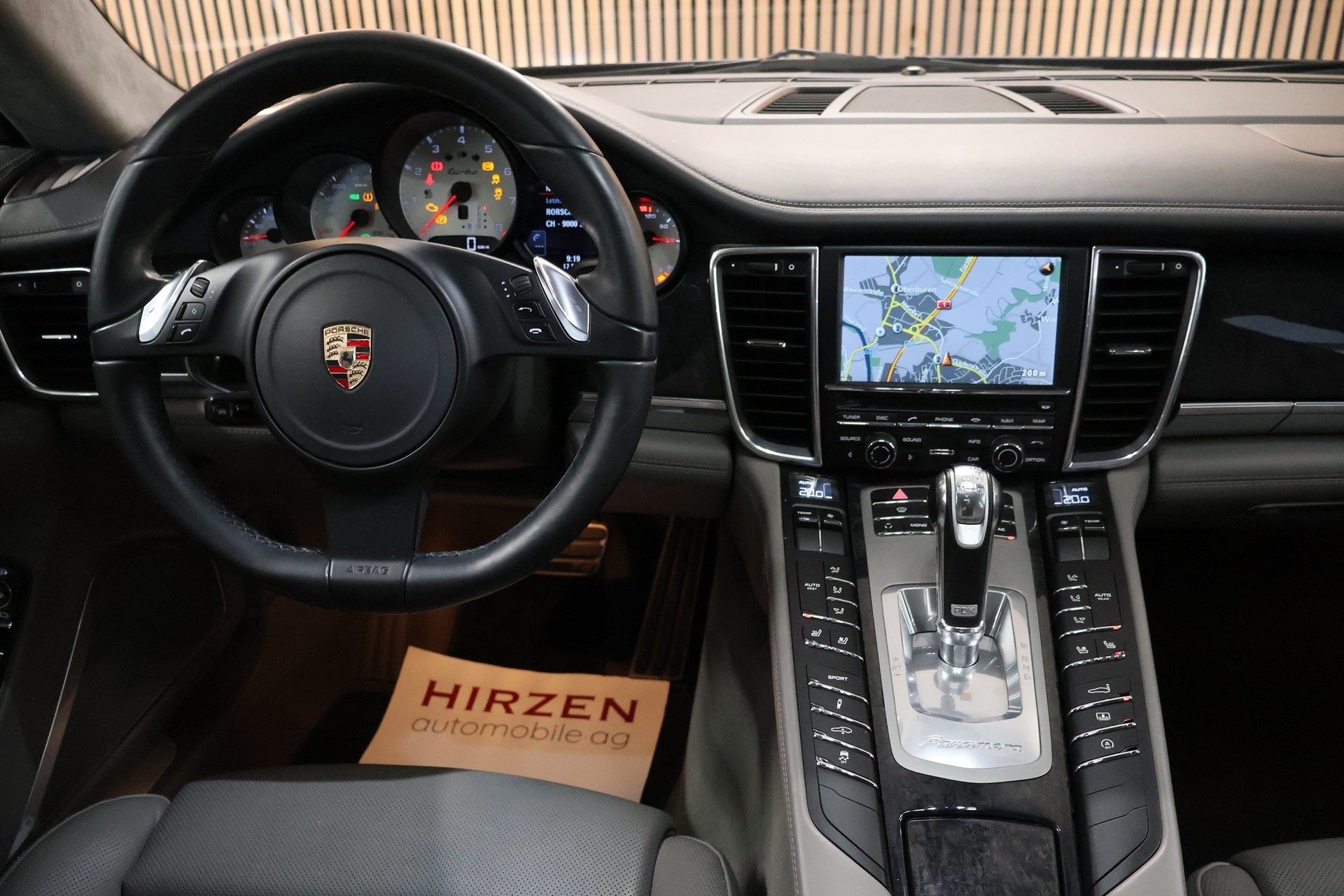 PORSCHE Panamera Turbo 4.8 PDK-image-18