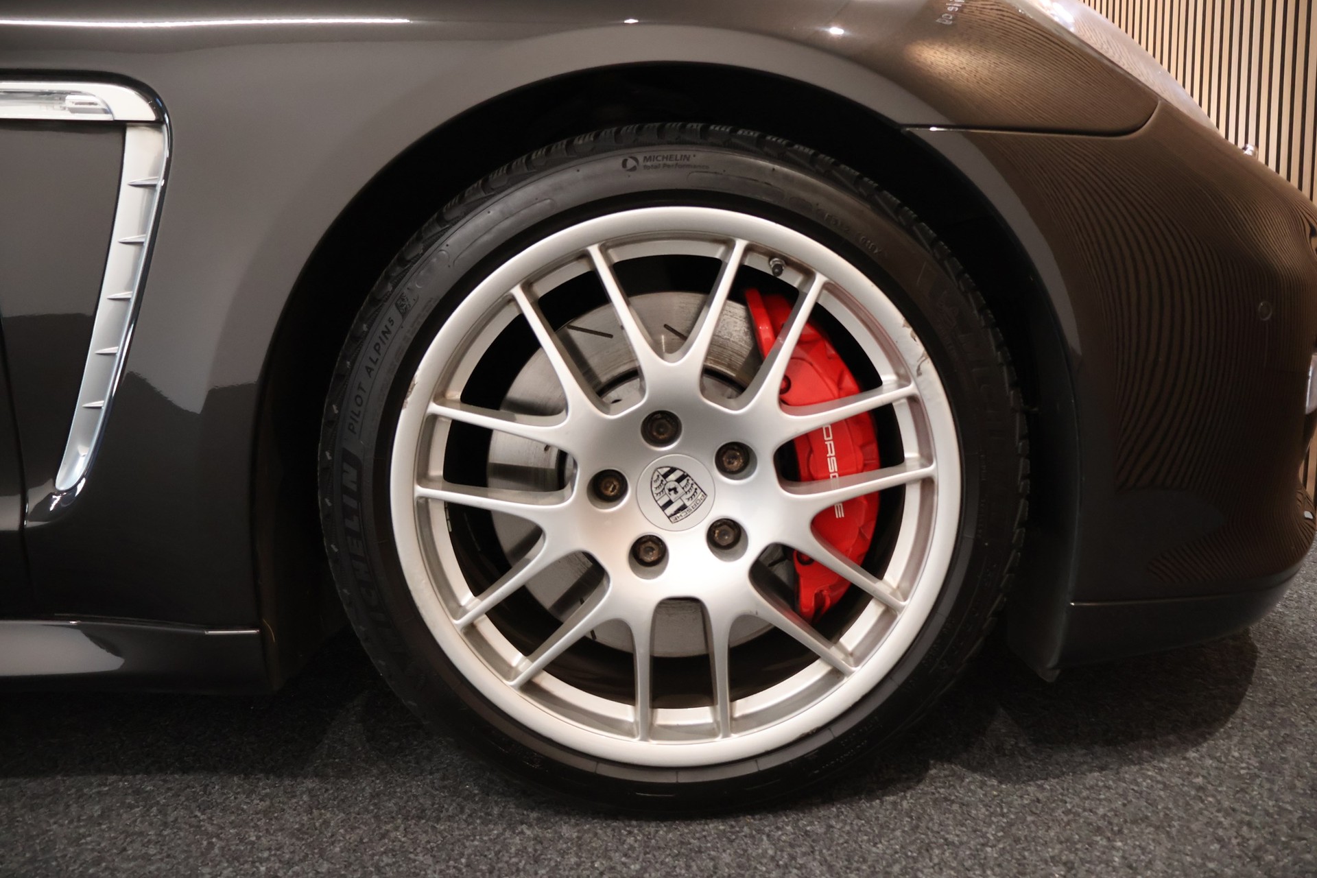 PORSCHE Panamera Turbo 4.8 PDK-image-27