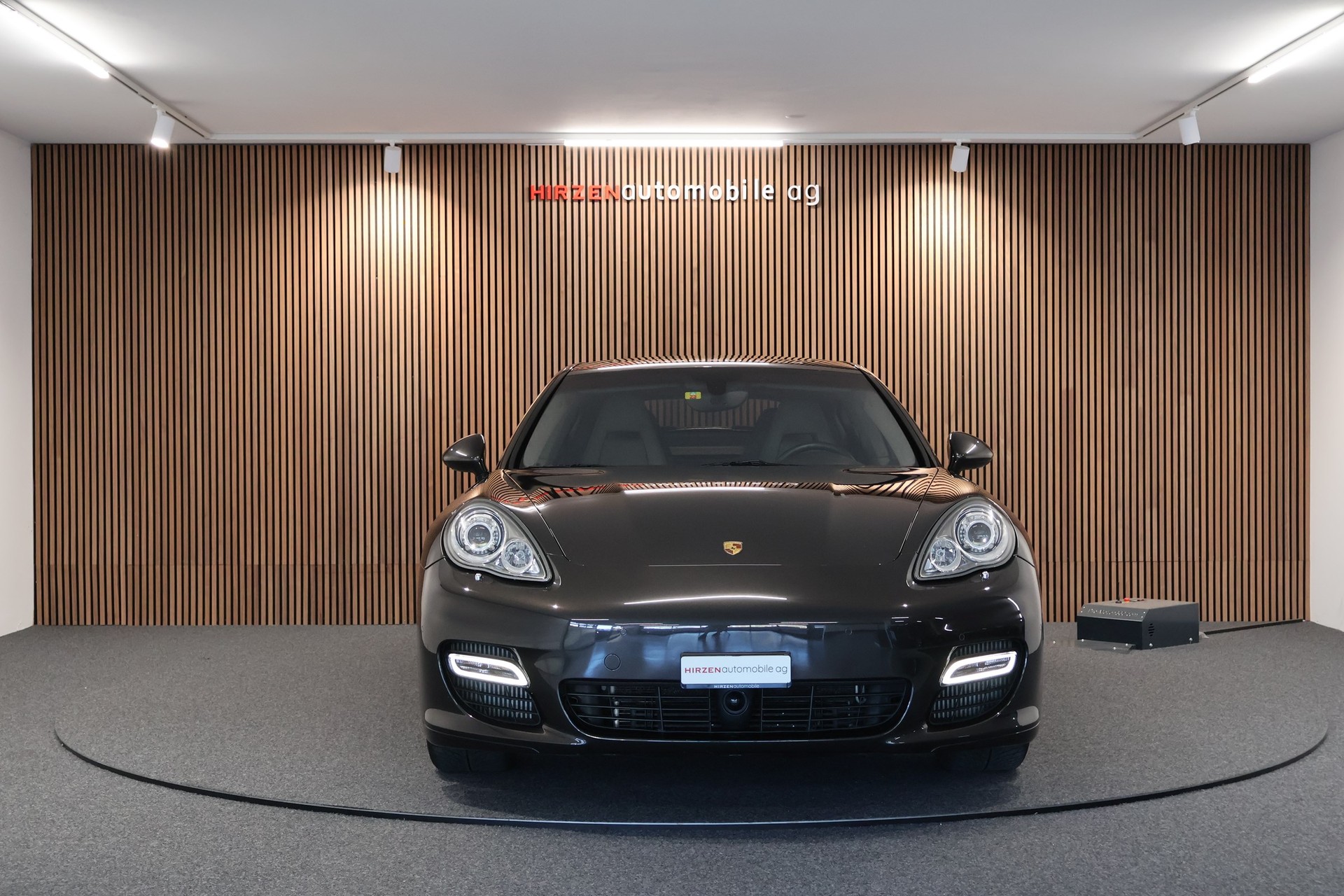 PORSCHE Panamera Turbo 4.8 PDK-image-7